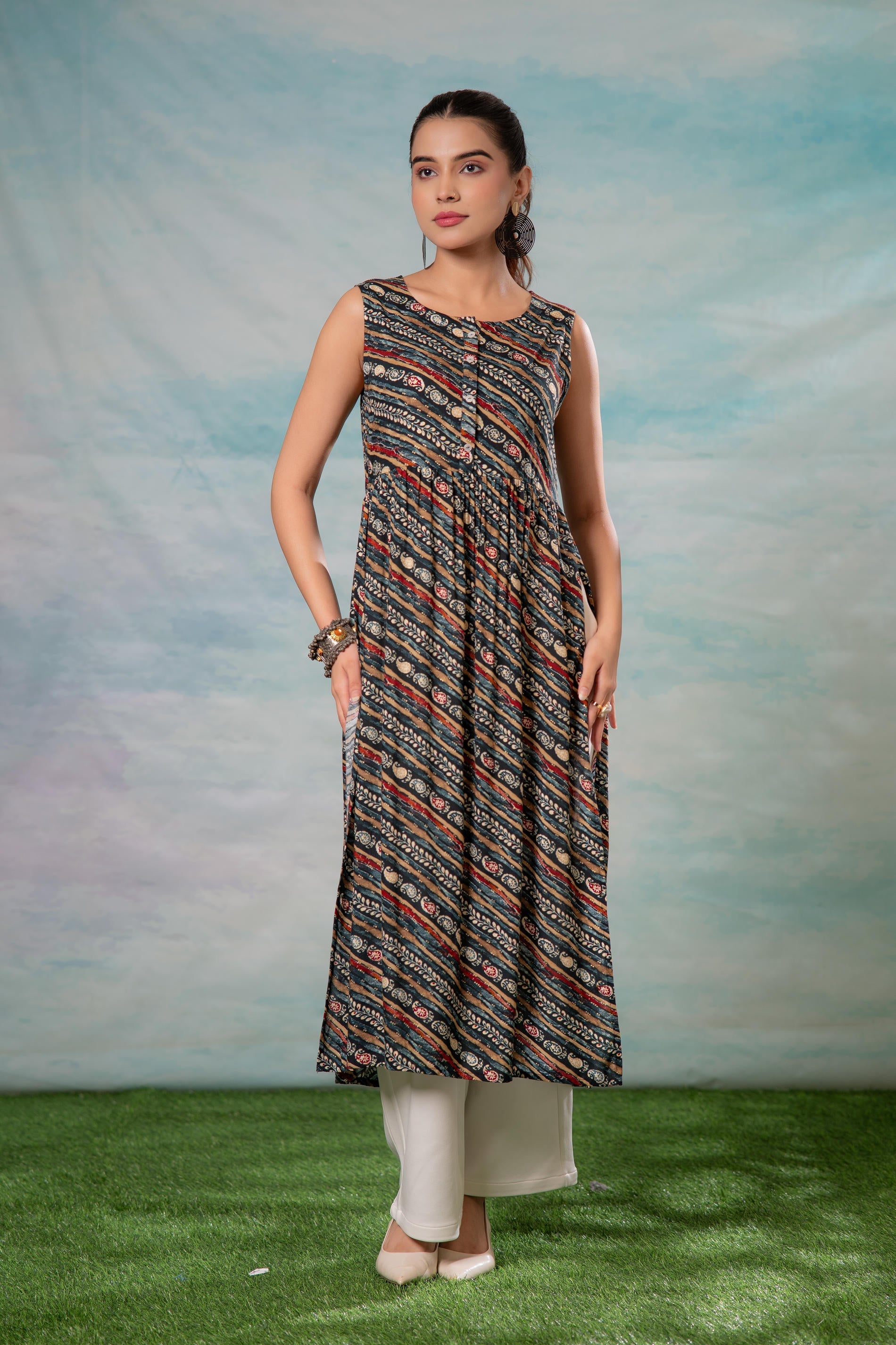 Juniper Women'S Navy Ethnic Motif Printed Sleeveless Kurta - Distacart