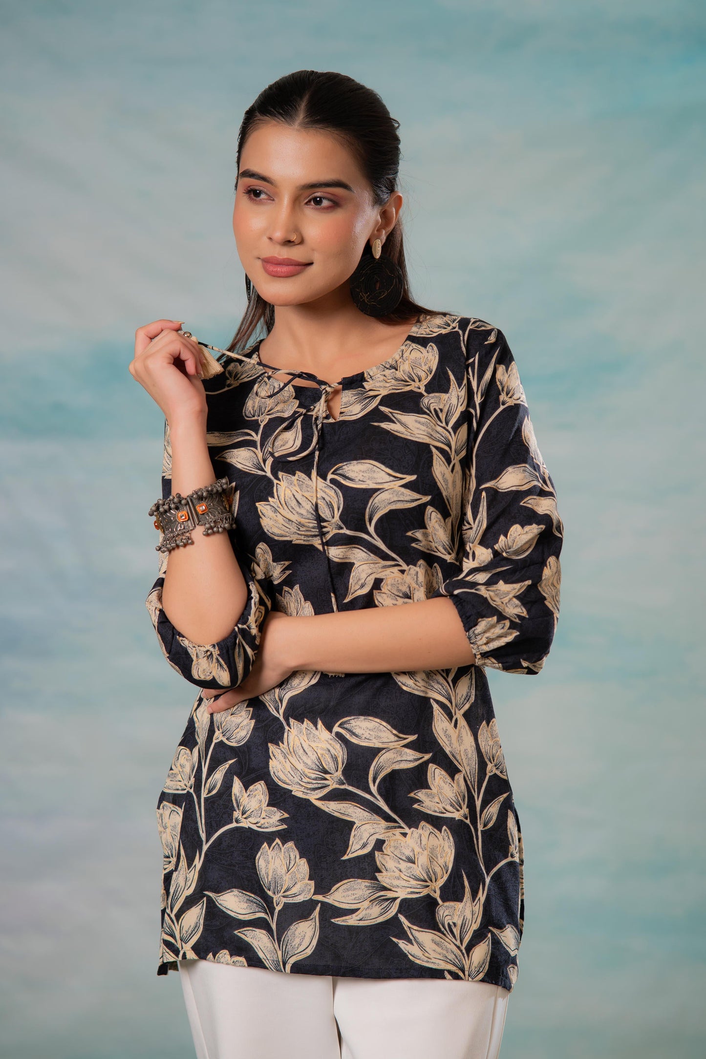 Juniper Grey Floral Printed Viscose Tunic - Distacart