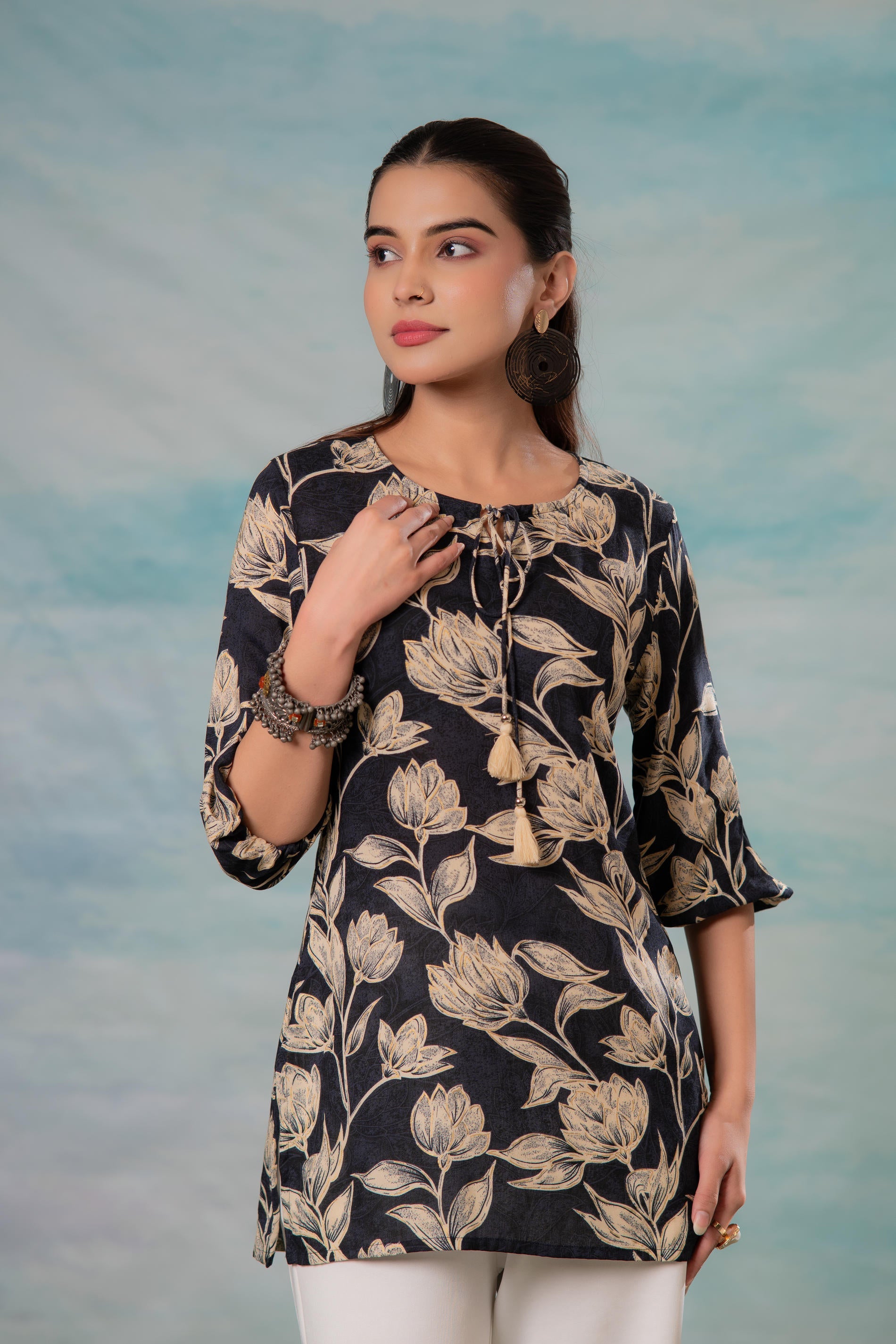 Juniper Grey Floral Printed Viscose Tunic - Distacart