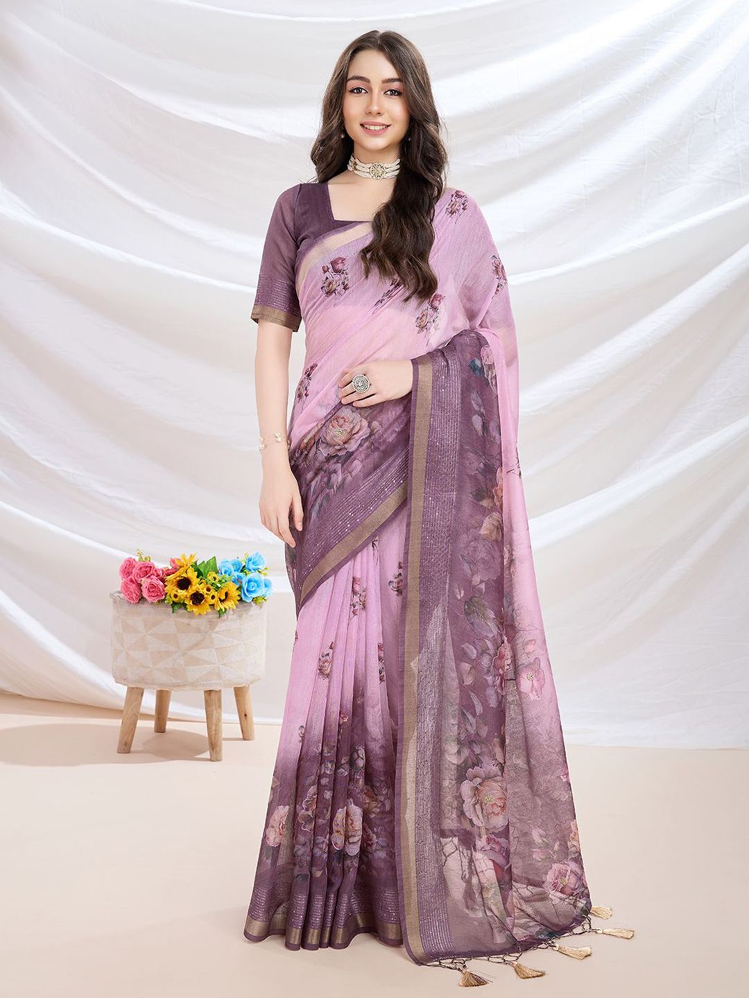 Mitera Floral Printed Zari Saree - Distacart