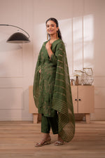 Thumbnail for Juniper Green Solid Embroidered Straight Kurta Pant And Dupatta Set With Thread Work - Distacart