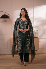 Thumbnail for Juniper Mehandi Green Solid Embroidered Straight Kurta Pant And Dupatta Set With Thread Work - Distacart