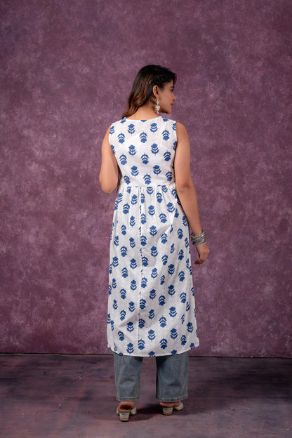 Juniper Indigo Leaf Printed Sleeveless Long Kurta - Distacart