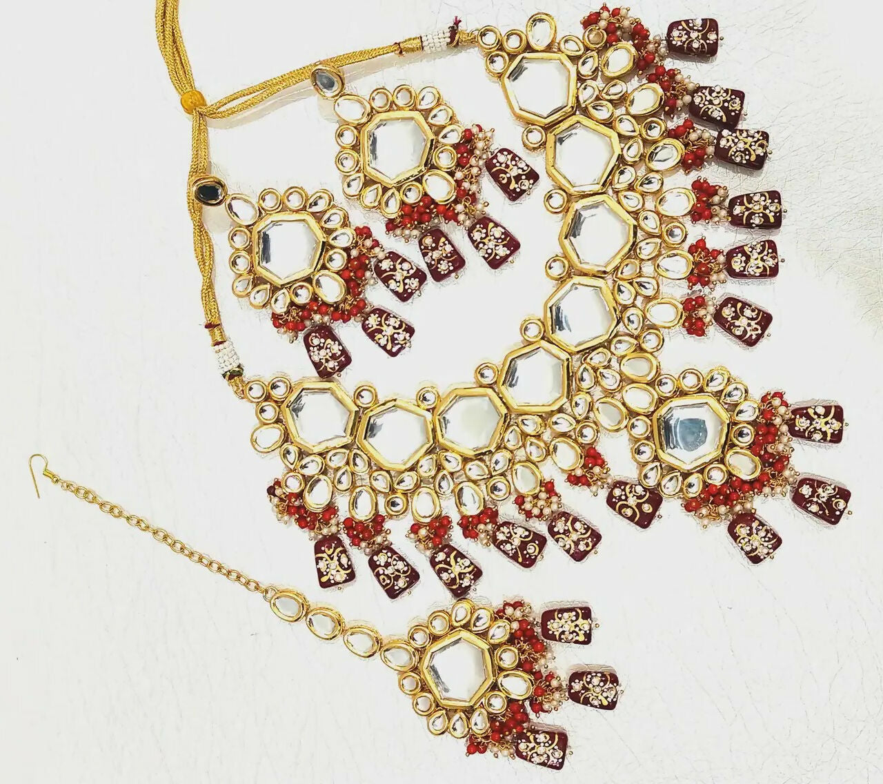 Joban Fashion Hand Made High Quality Gold Plated Base Metal Alloy Kundan Stone Studded Kundan Jewellery Set