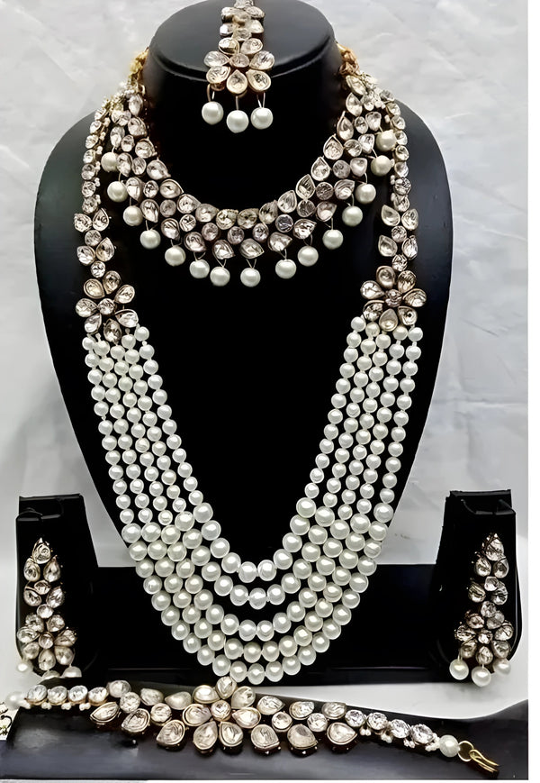 Jewel City Kundan Pearl Bridal Jewelry Set-Traditional Gold-Plated Indian Wedding Necklace Set with Earrings, MaangTikka & Bracelet