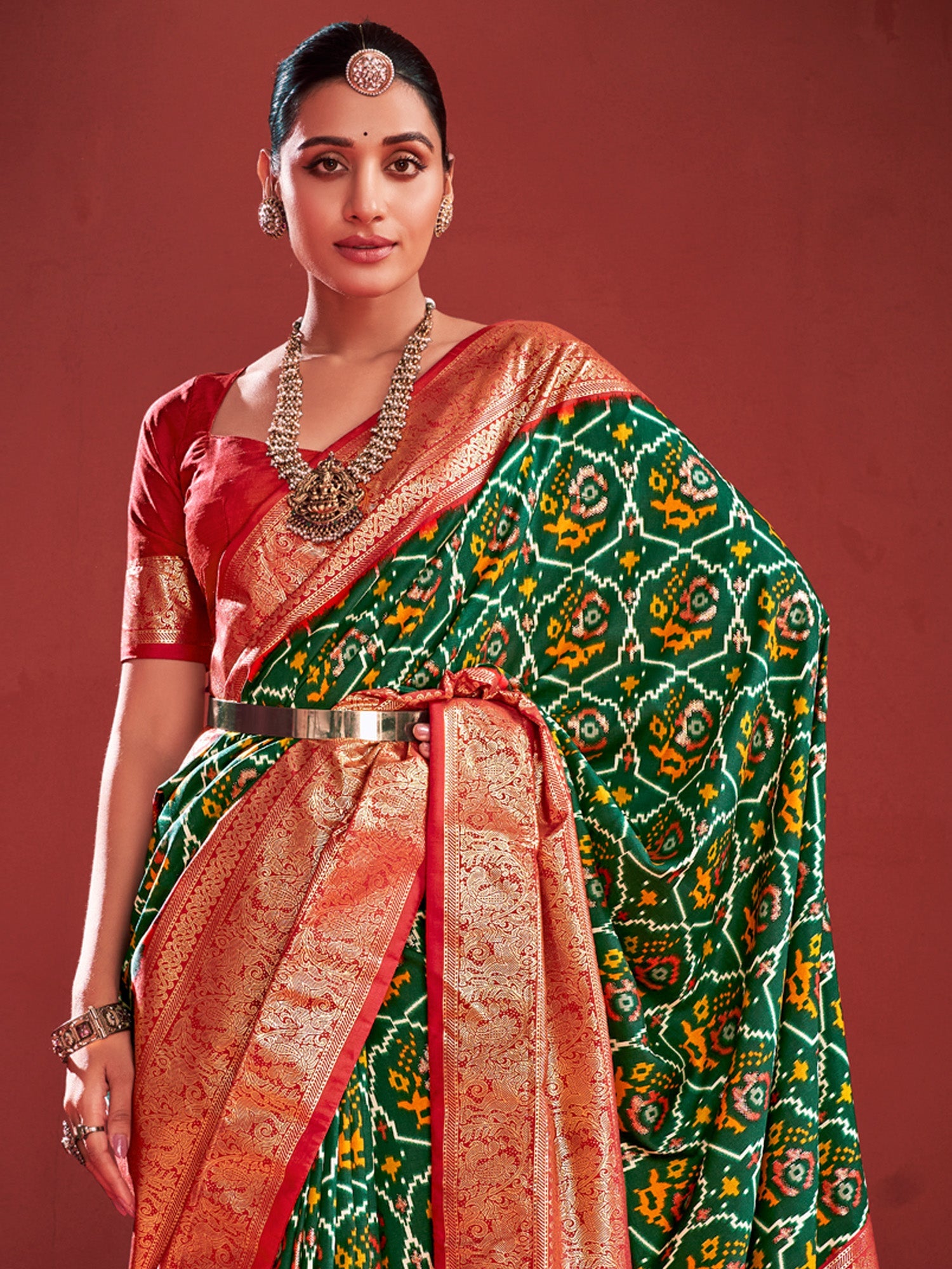 NOZ2TOZ Women's Tussar Silk Green Printed Designer Saree With Blouse Piece - Distacart