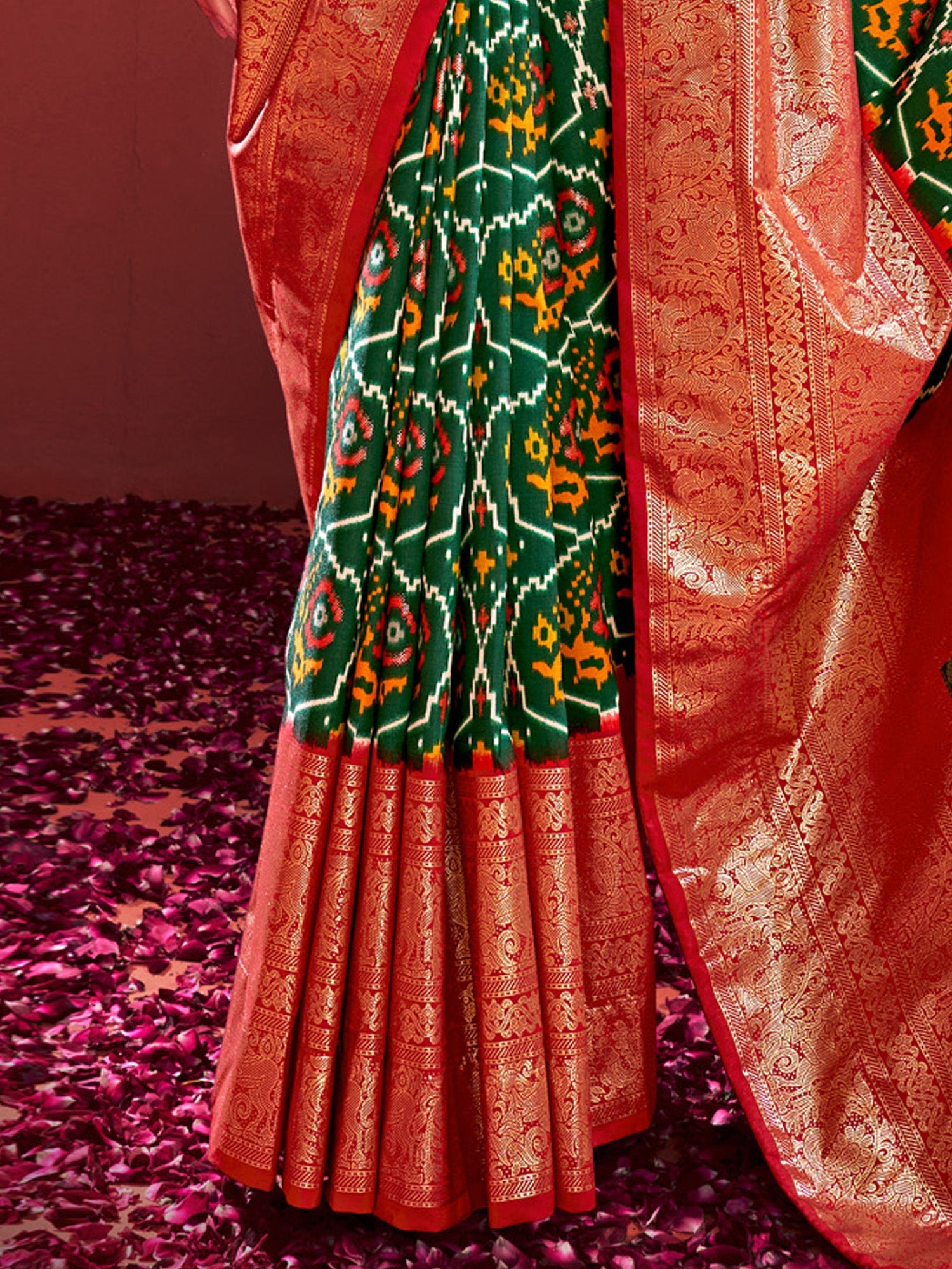 NOZ2TOZ Women's Tussar Silk Green Printed Designer Saree With Blouse Piece - Distacart