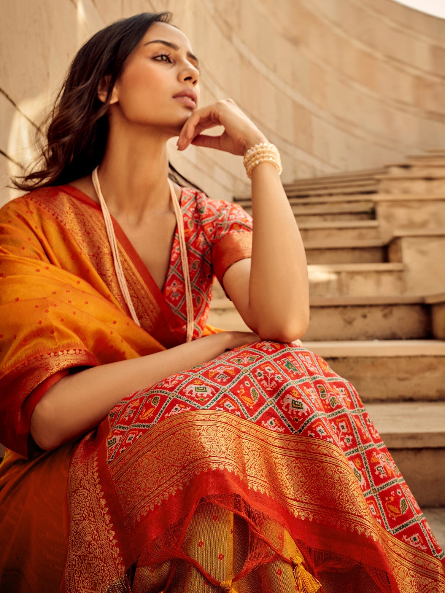 NOZ2TOZ Women's Silk Blend Yellow Woven Design Designer Saree With Blouse Piece - Distacart