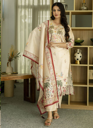 Vegaa Fashion Cream Viscose Silk Beads Work Desginer Suit