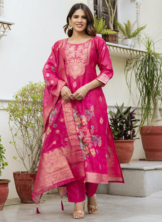 Vegaa Fashion Pink Viscose Silk Beads Work Desginer Suit