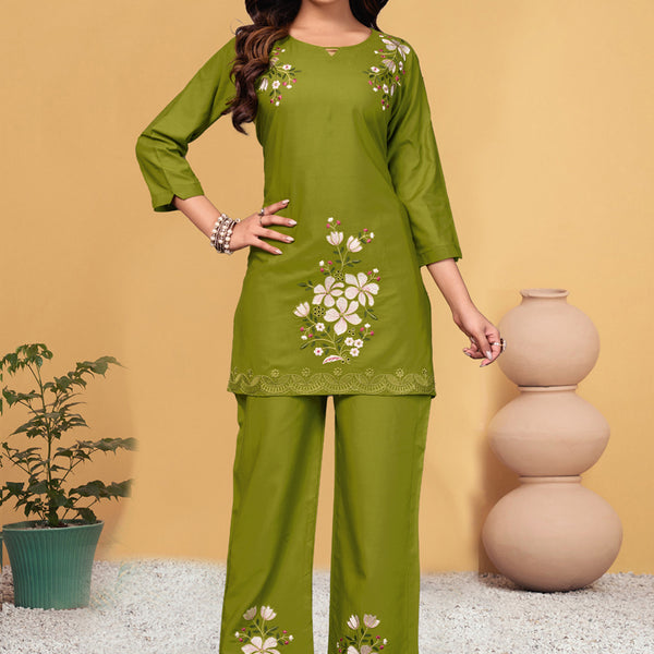 Prazu Fashion Mahendi Rayon Embroidery Thread Work Co-Ords Set