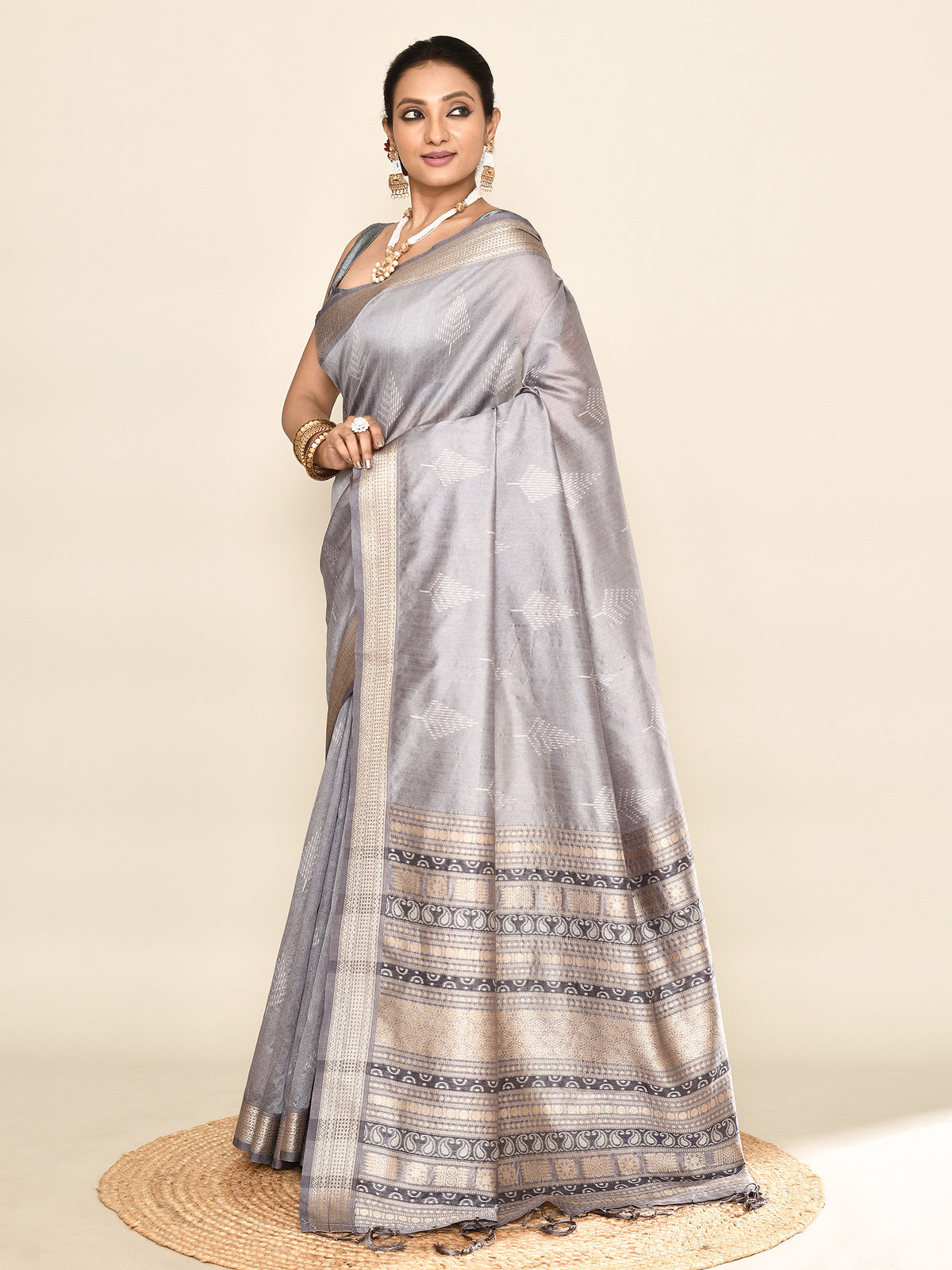 Elora Grey Soft Silk leaf Printed Baluchari Weaving Saree - Dista