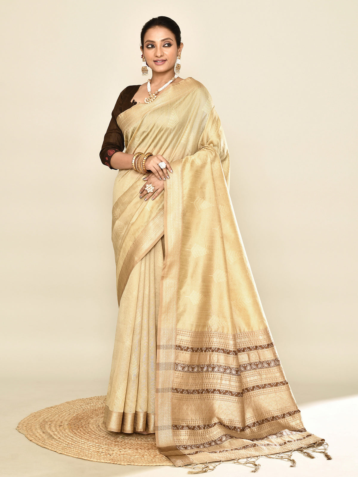 Elora Cream Soft Silk leaf Printed Baluchari Weaving Saree
