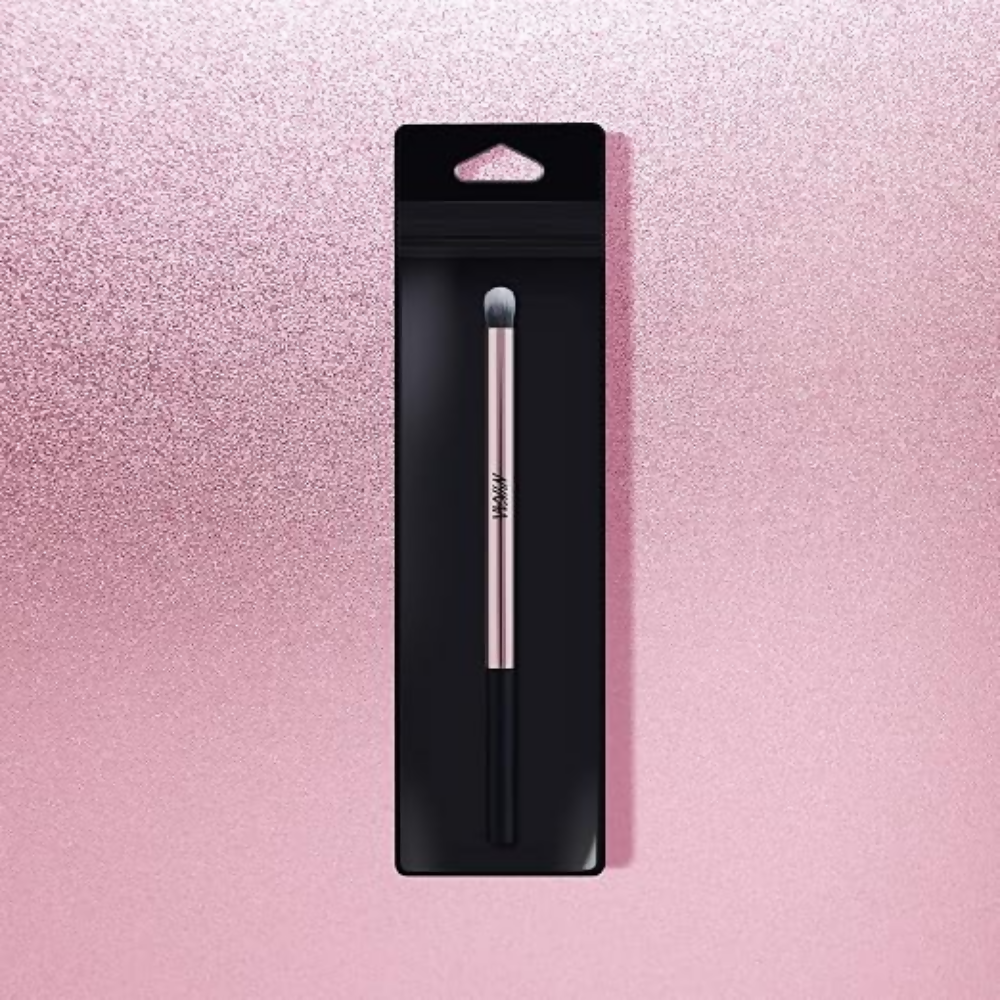 Nykaa BlendPro Eyeshadow Blending Makeup Brush - Dista