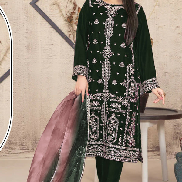 Anaita Green Velvet Suit with Embroidery Sequence Work