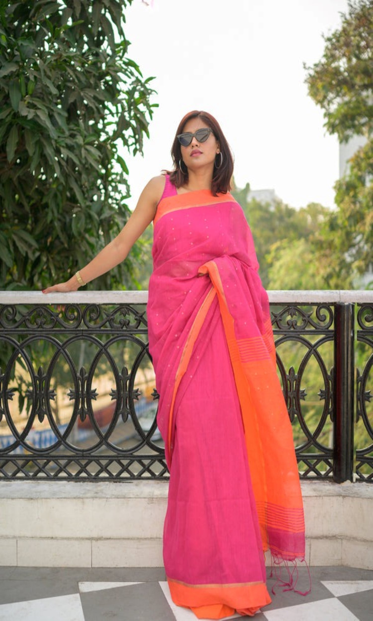 Piyari Fashion Handloom Cotton Blend Rani Pink Sequin Saree