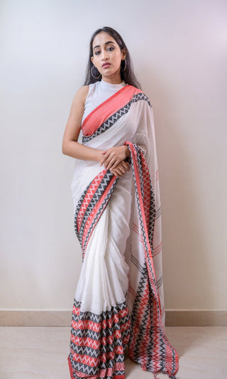 Piyari Fashion Handloom White Cotton Begampuri Saree