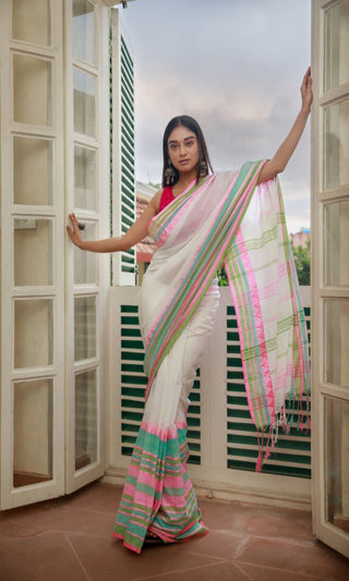 Piyari Fashion Handloom White Cotton Begampuri Saree