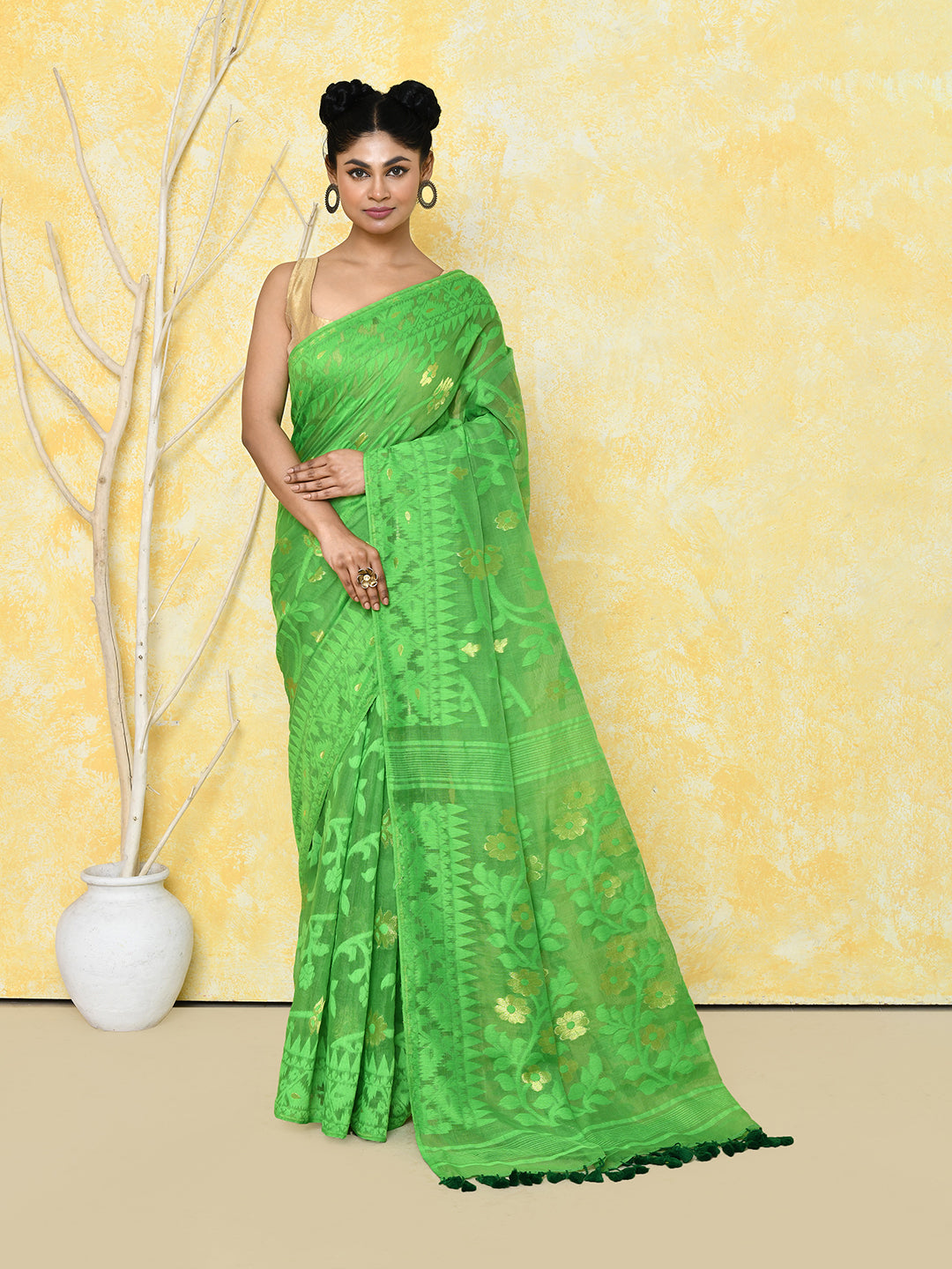 Piyari Fashion Women's Green Cotton Silk Jamdani Saree