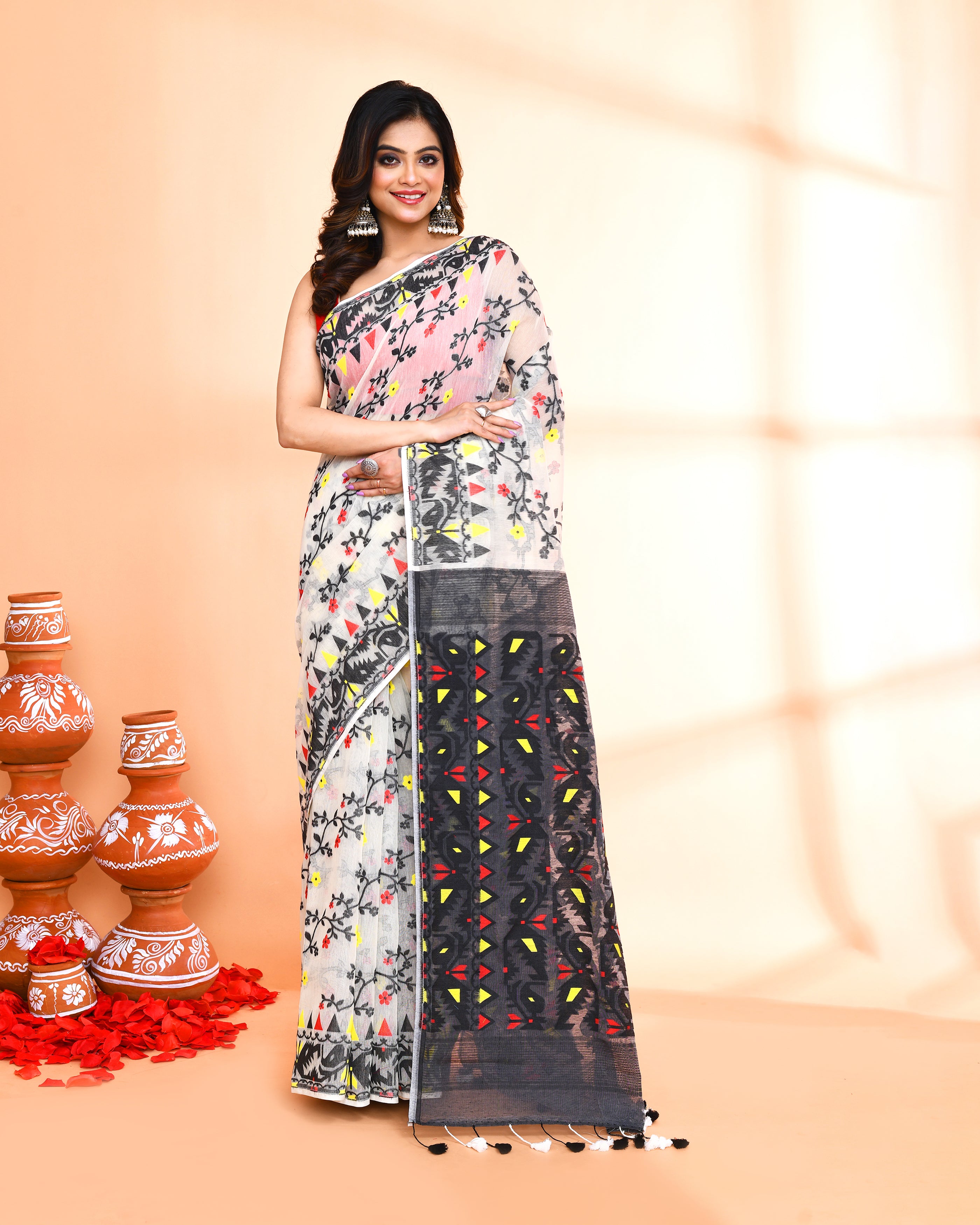 Piyari Fashion Women's Off White Black Cotton Silk Jamdani Saree