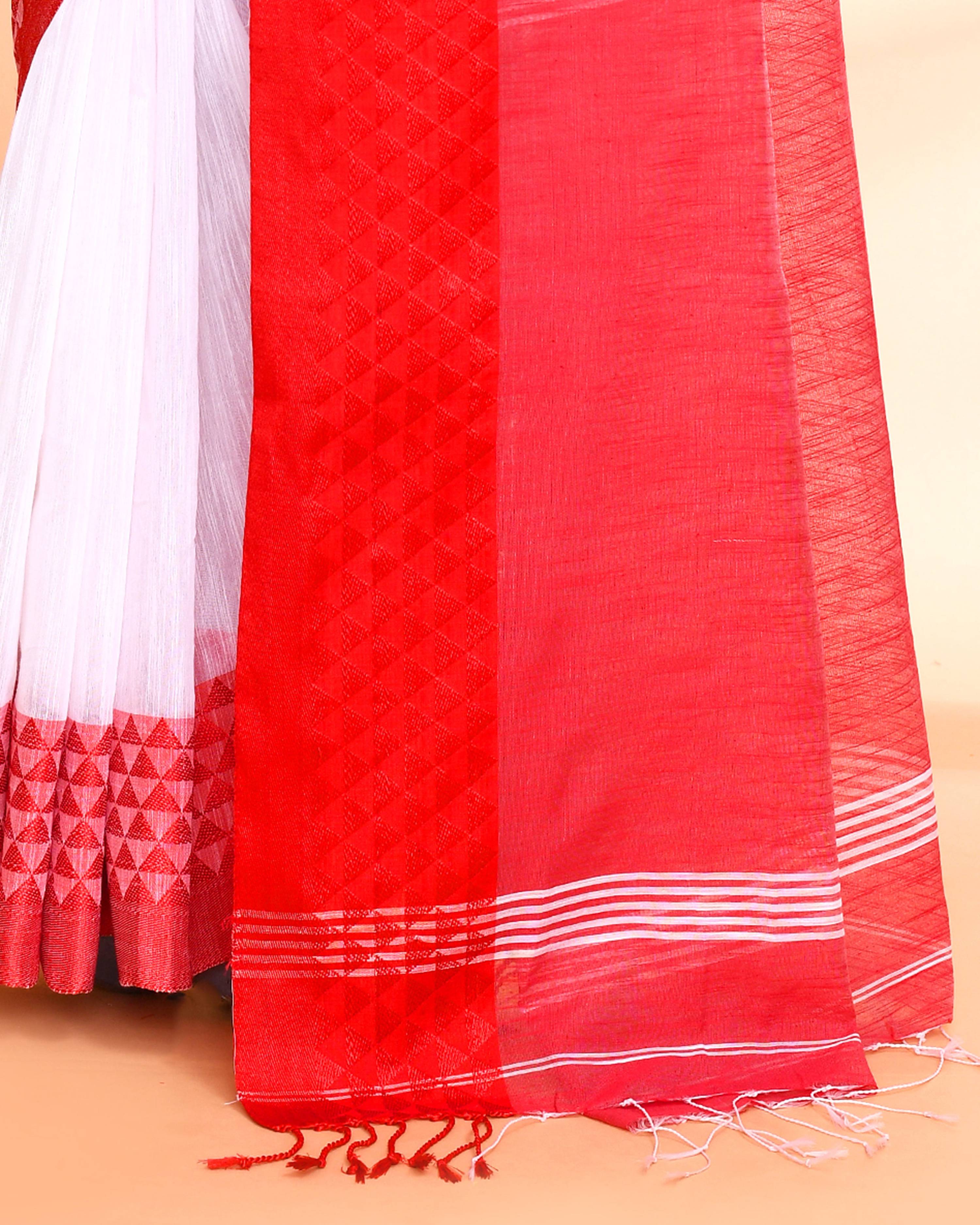 Piyari Fashion Women`s Cotton Silk White Handloom Saree With Blouse