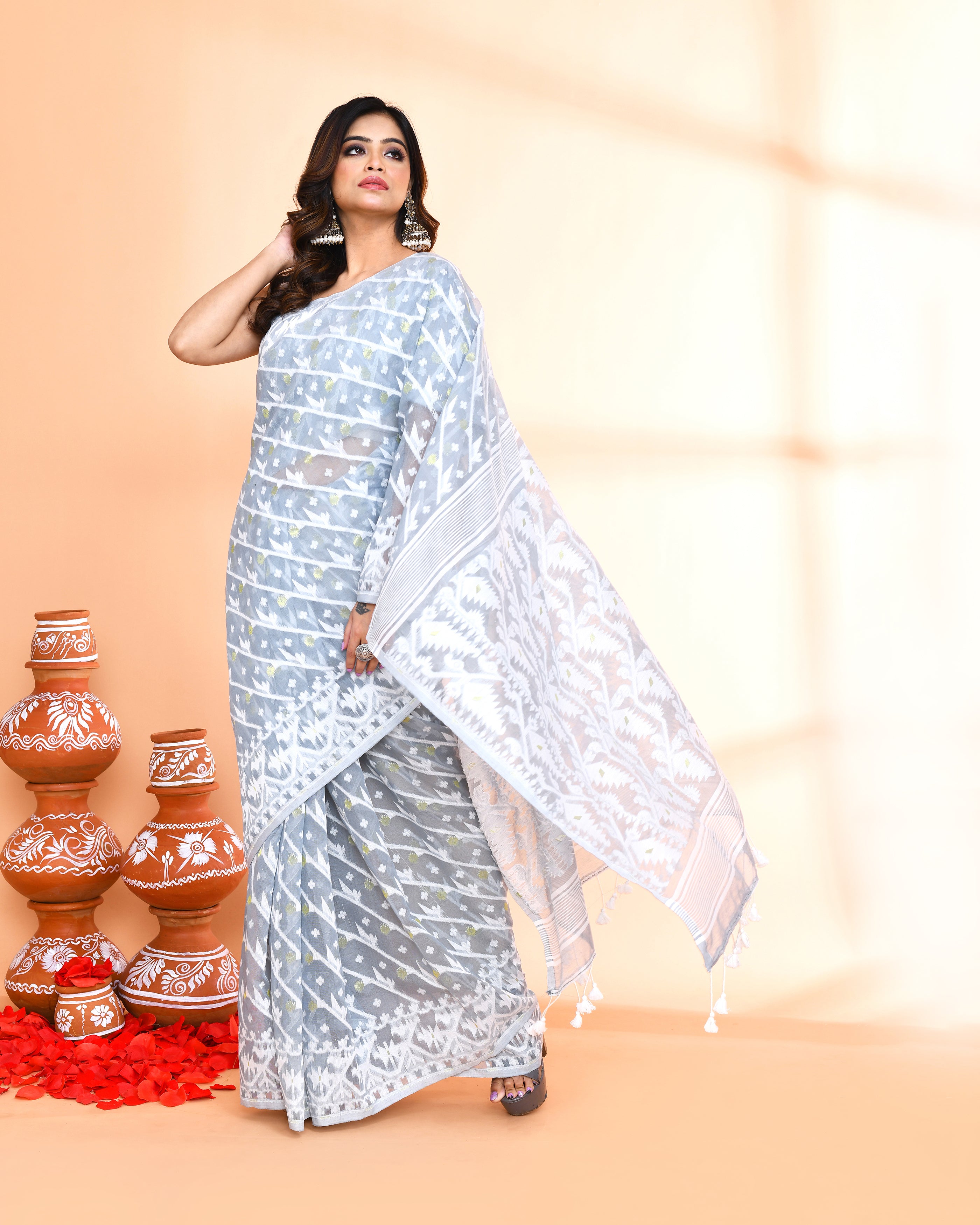 Piyari Fashion Women's Pebble Grey Cotton Silk Jamdani Saree