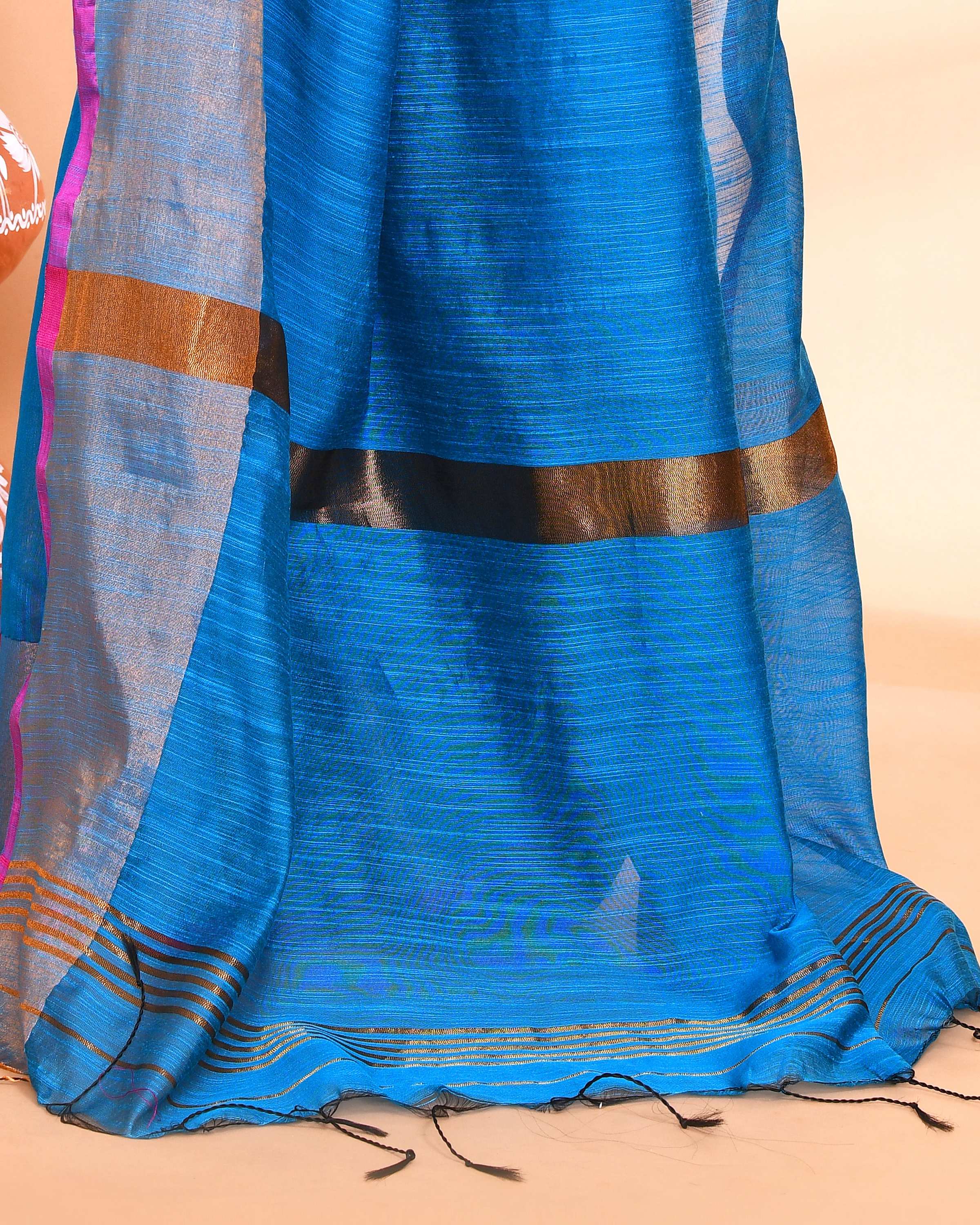 Piyari Fashion Women`s Cotton Silk Sky Blue Handloom Saree With Blouse