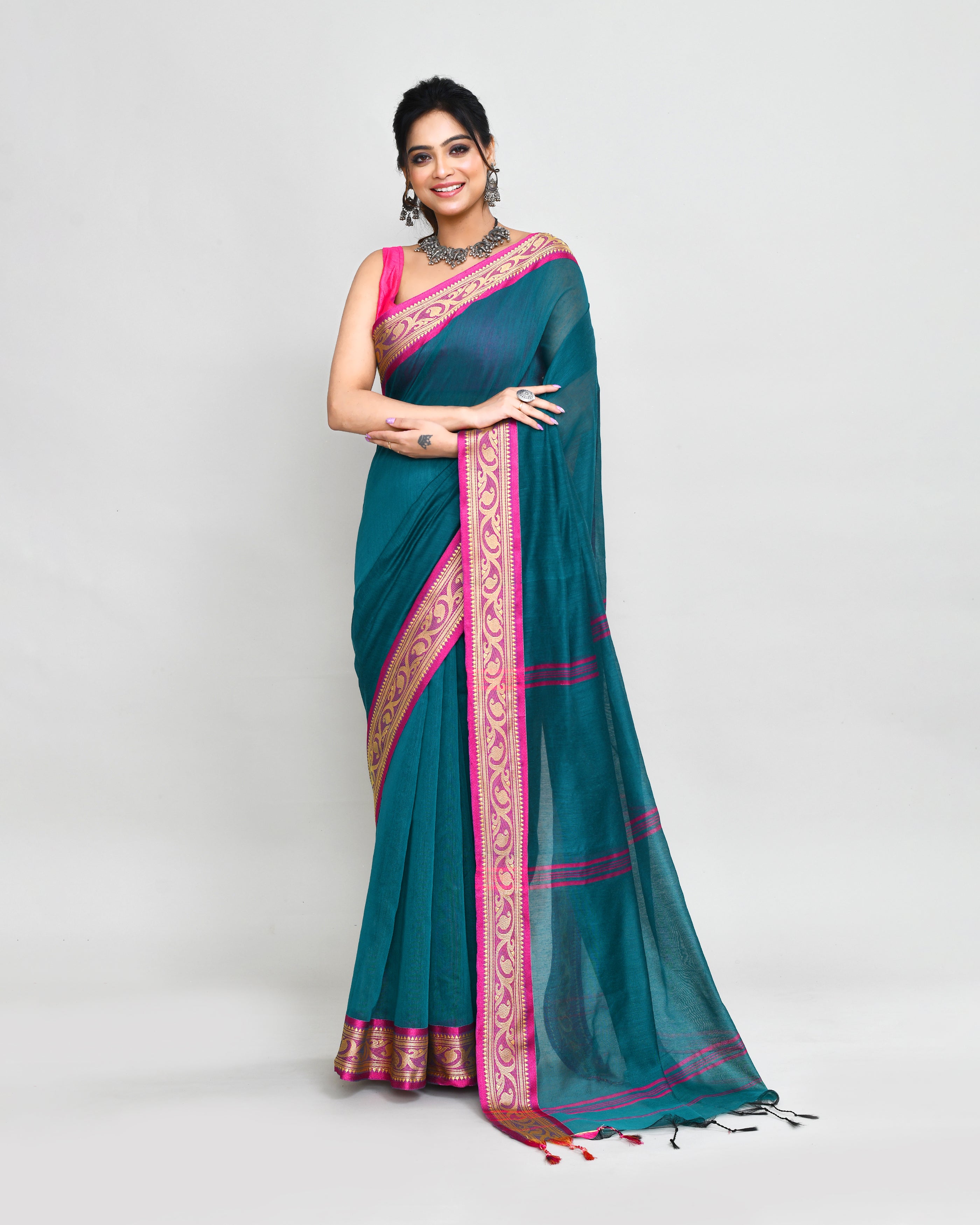 Piyari Fashion Women`s Cotton Silk Teal Handloom Saree With Blouse