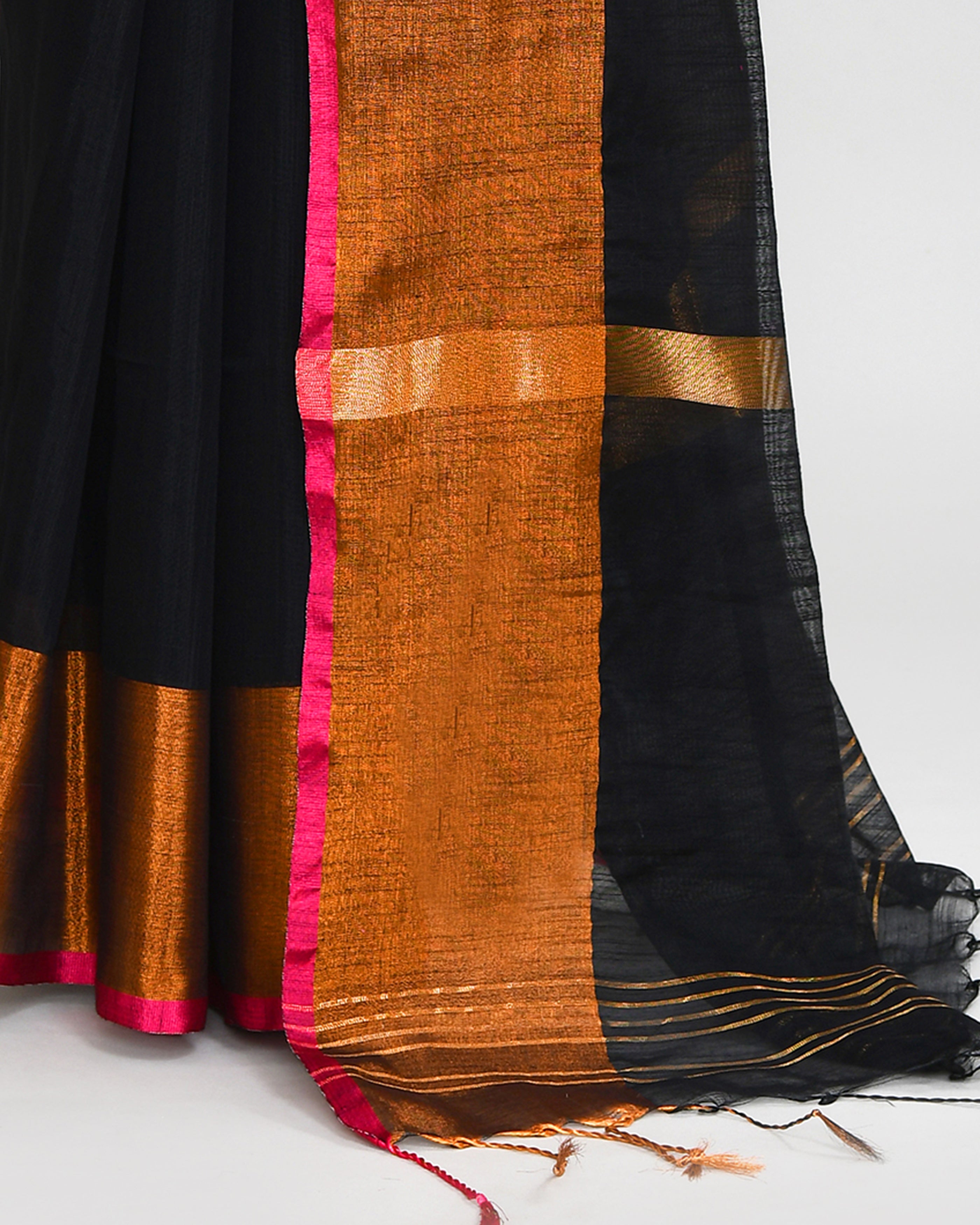Piyari Fashion Women`s Cotton Silk Black Handloom Saree With Blouse