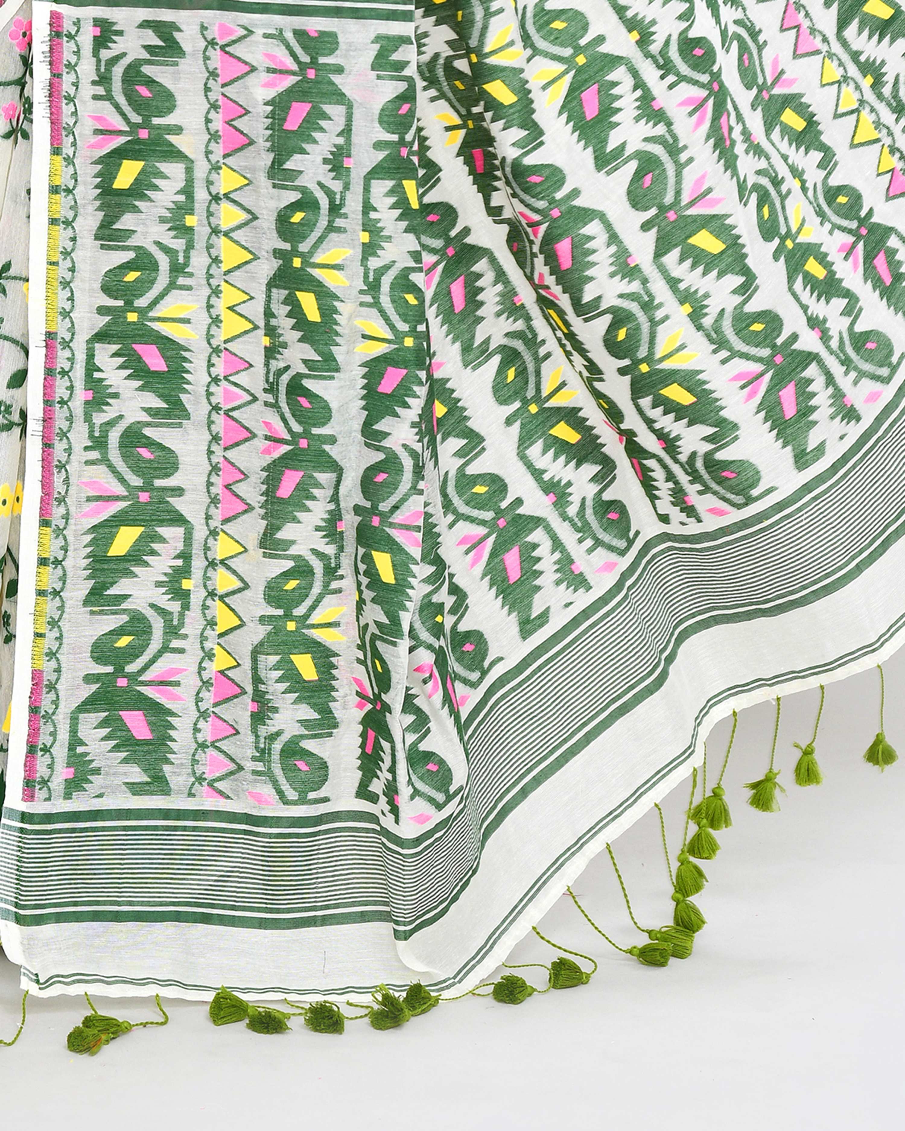 Piyari Fashion Women's Off White Green Cotton Silk Jamdani Saree