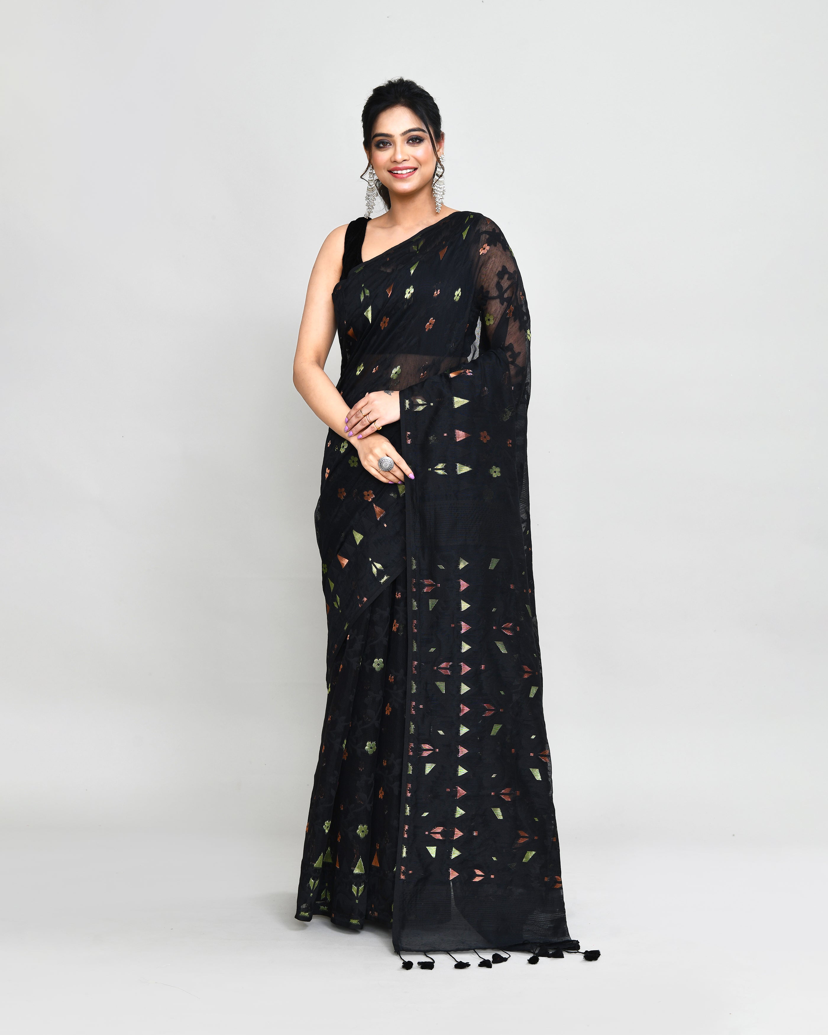 Piyari Fashion Women's Black Cotton Silk Jamdani Saree With Tassels