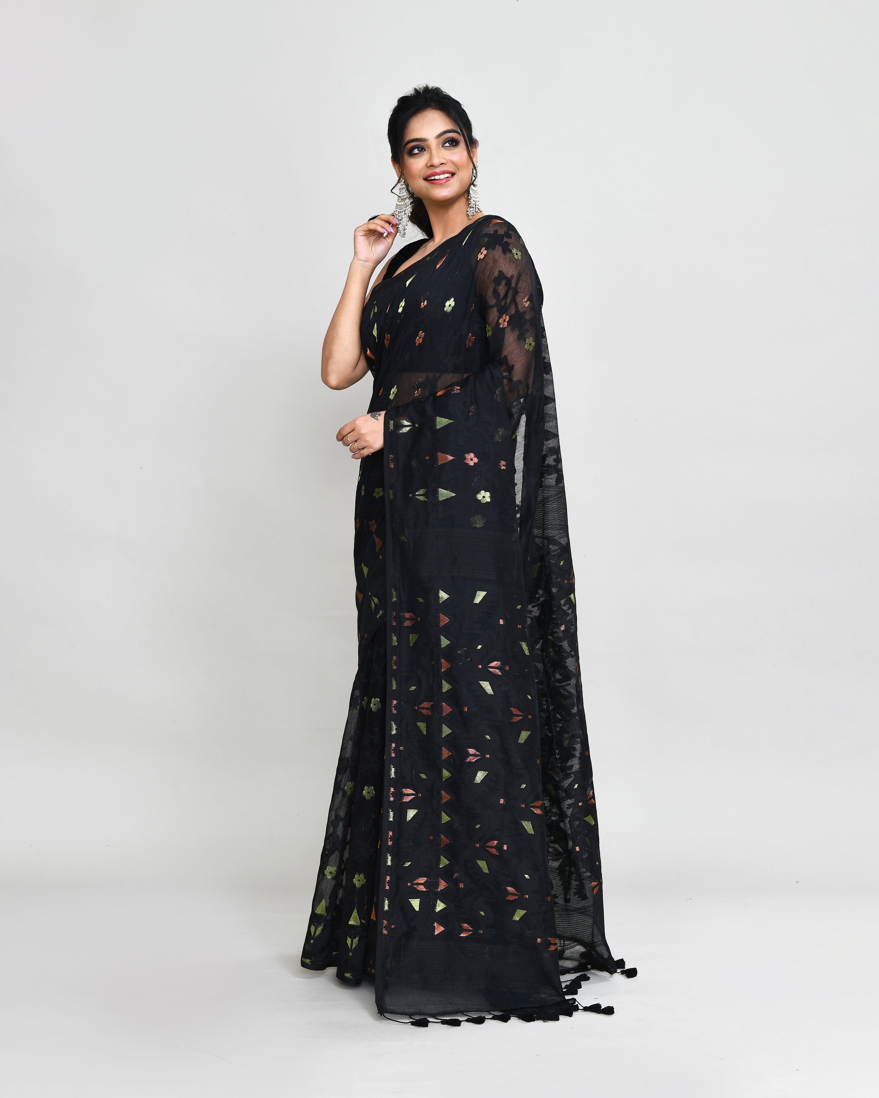 Piyari Fashion Women's Black Cotton Silk Jamdani Saree With Tassels