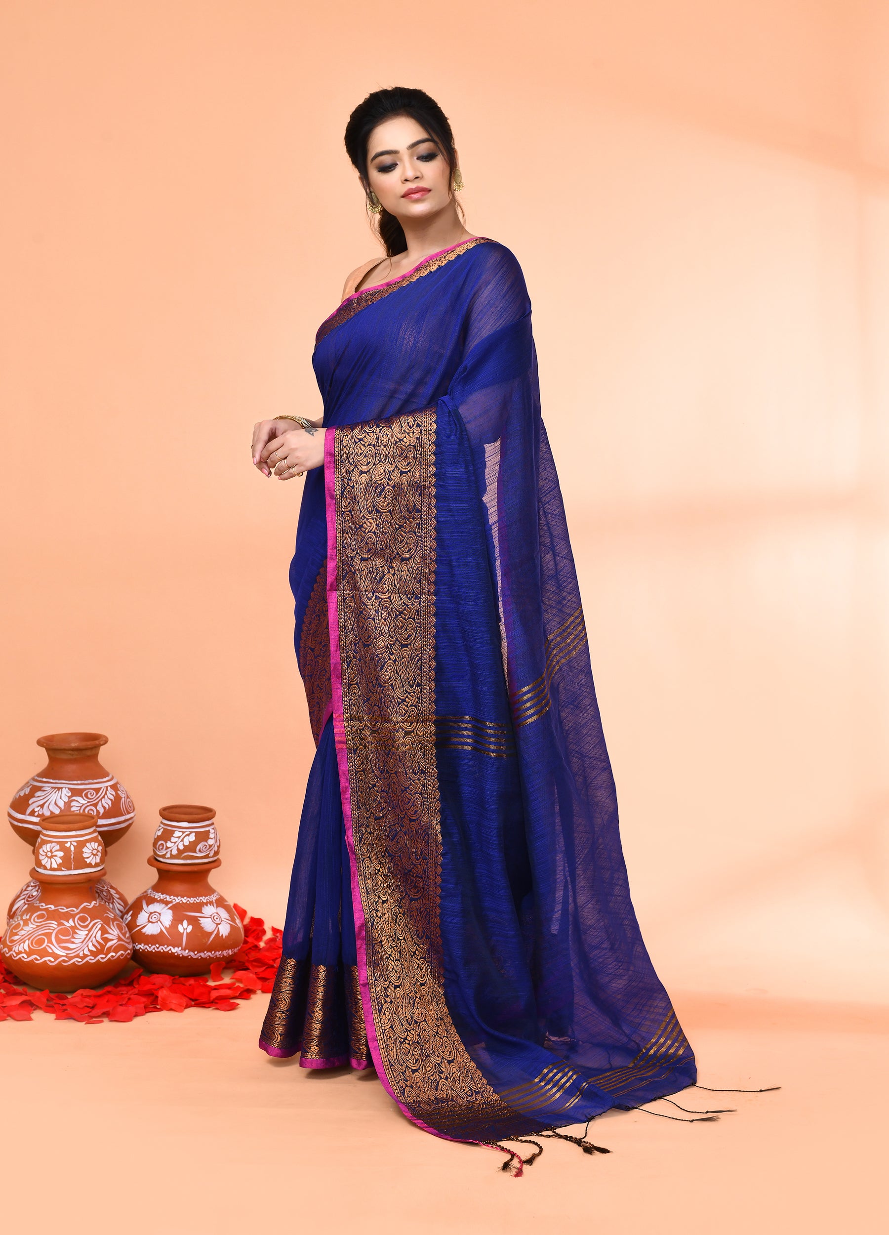 Piyari Fashion Women`s Cotton Blend Royel Blue Handloom Saree With Blouse