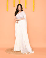 Thumbnail for Piyari Fashion Women's White Cotton Blend Jamdani Saree With Tassels