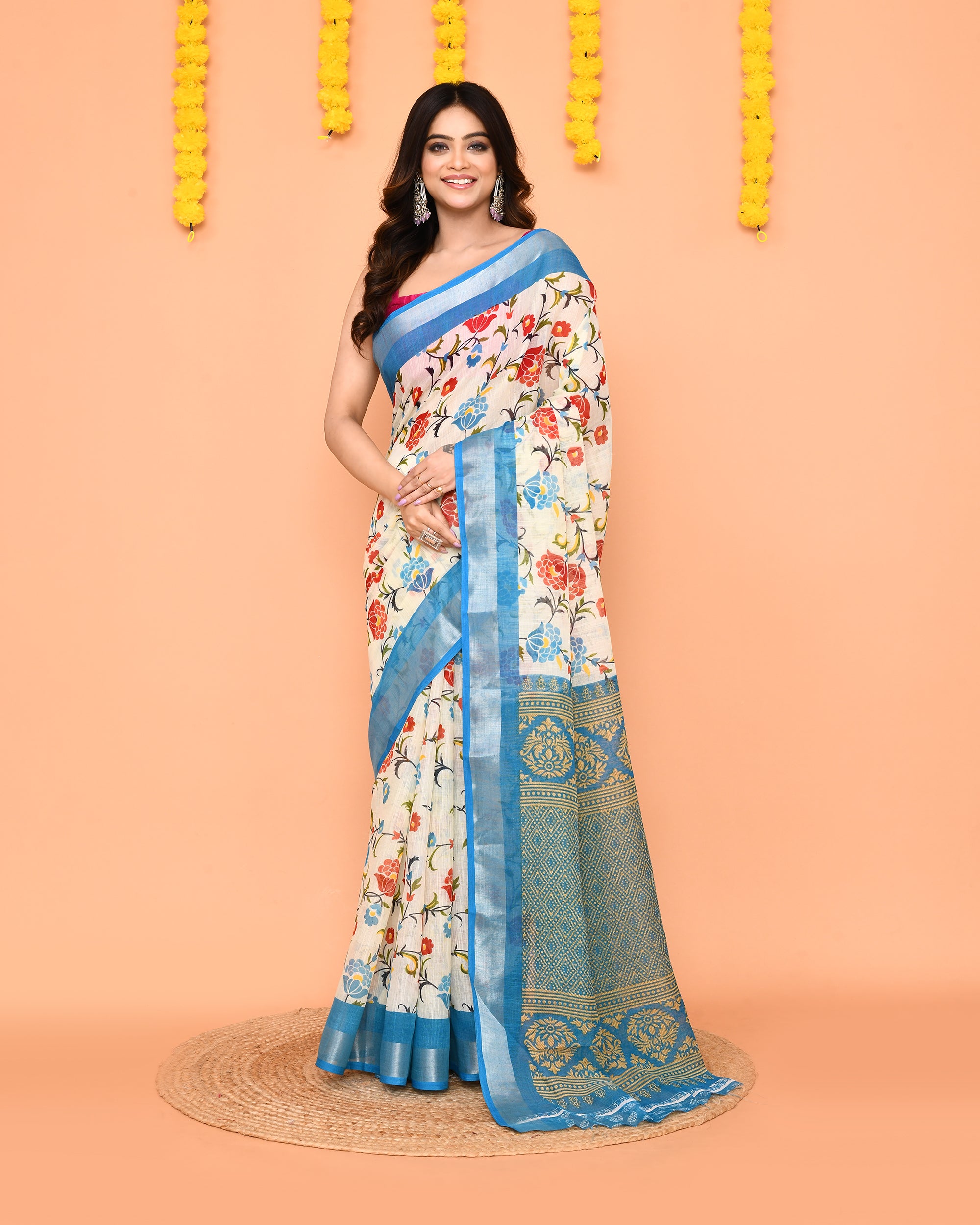 Piyari Fashion Women's Off White Printed Cotton Saree With Zari Border