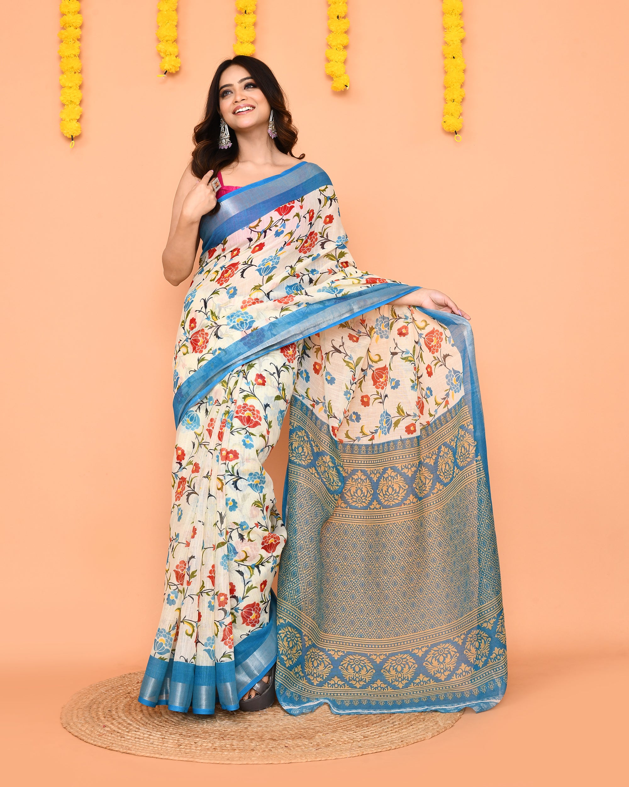 Piyari Fashion Women's Off White Printed Cotton Saree With Zari Border