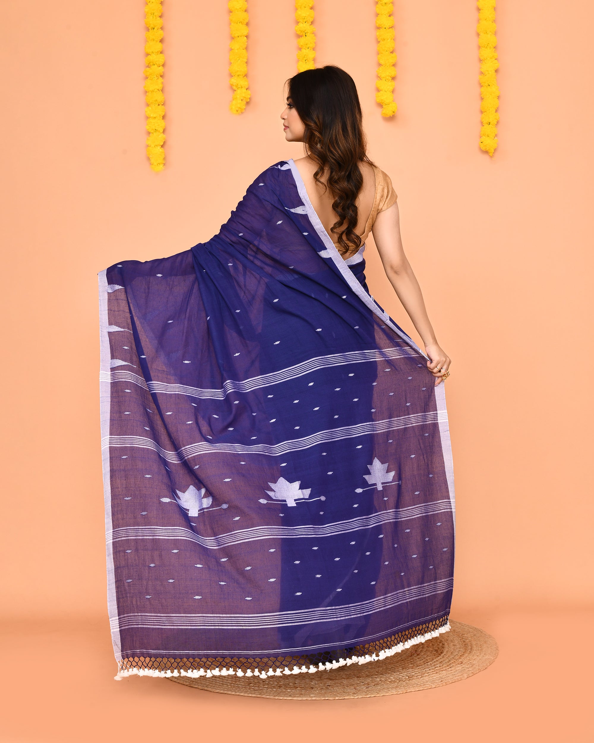Piyari Fashion Soft Mul Cotton Blue Jamdani Saree With Net Tassels