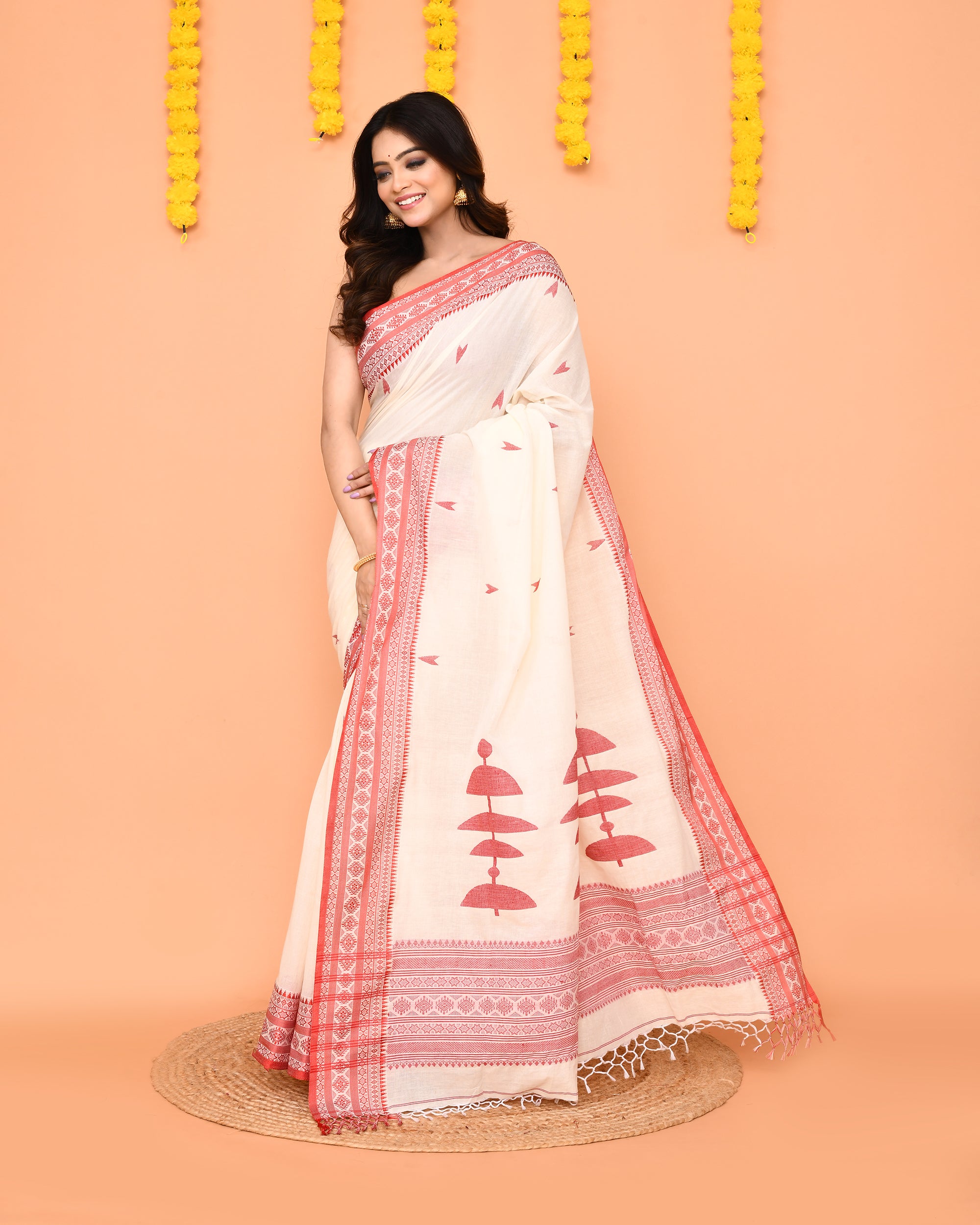 Piyari Fashion Women's White Cotton Handloom Jamdani Saree