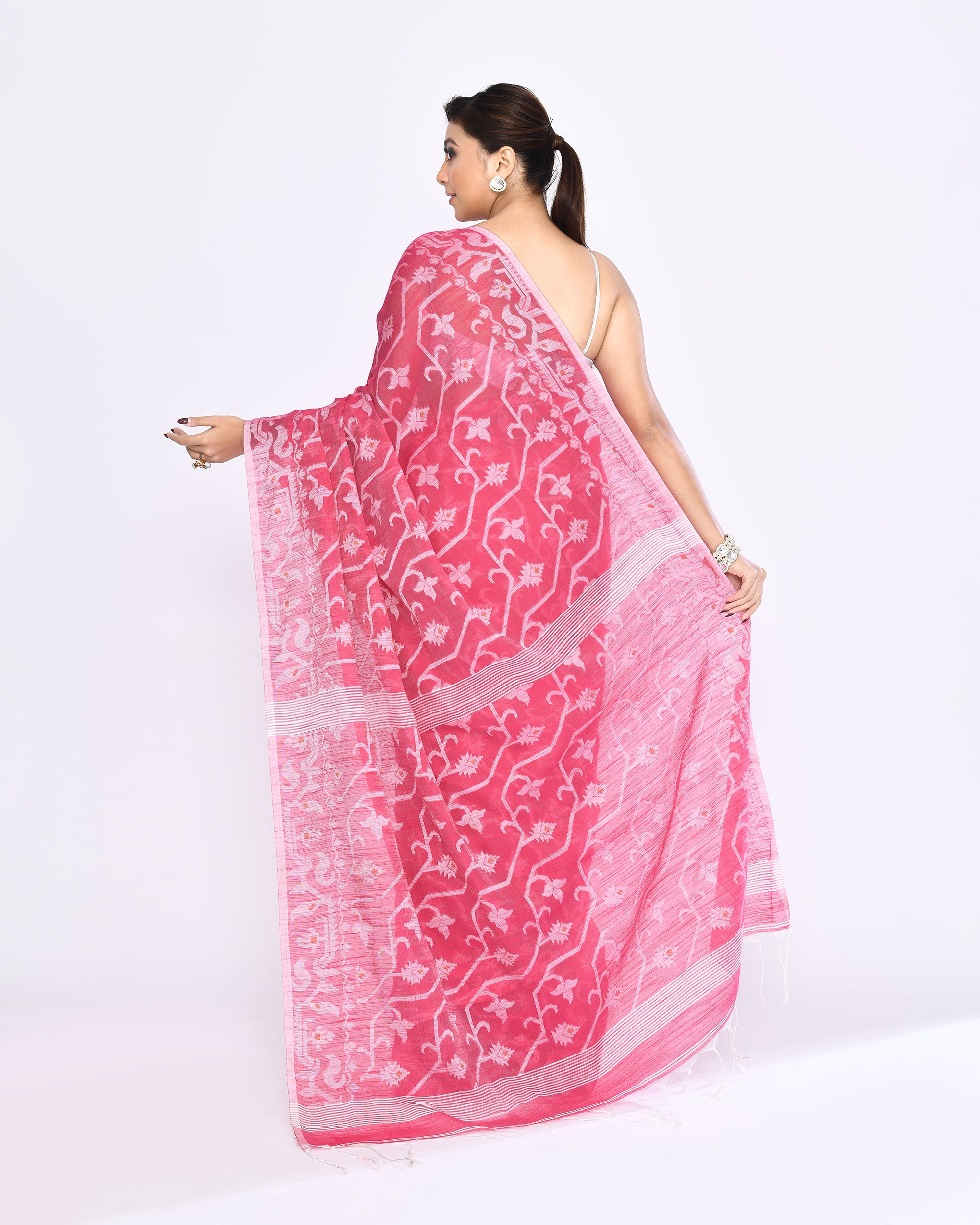 Piyari Fashion Women's Pink Embellished Cotton Blend Jamdani Saree