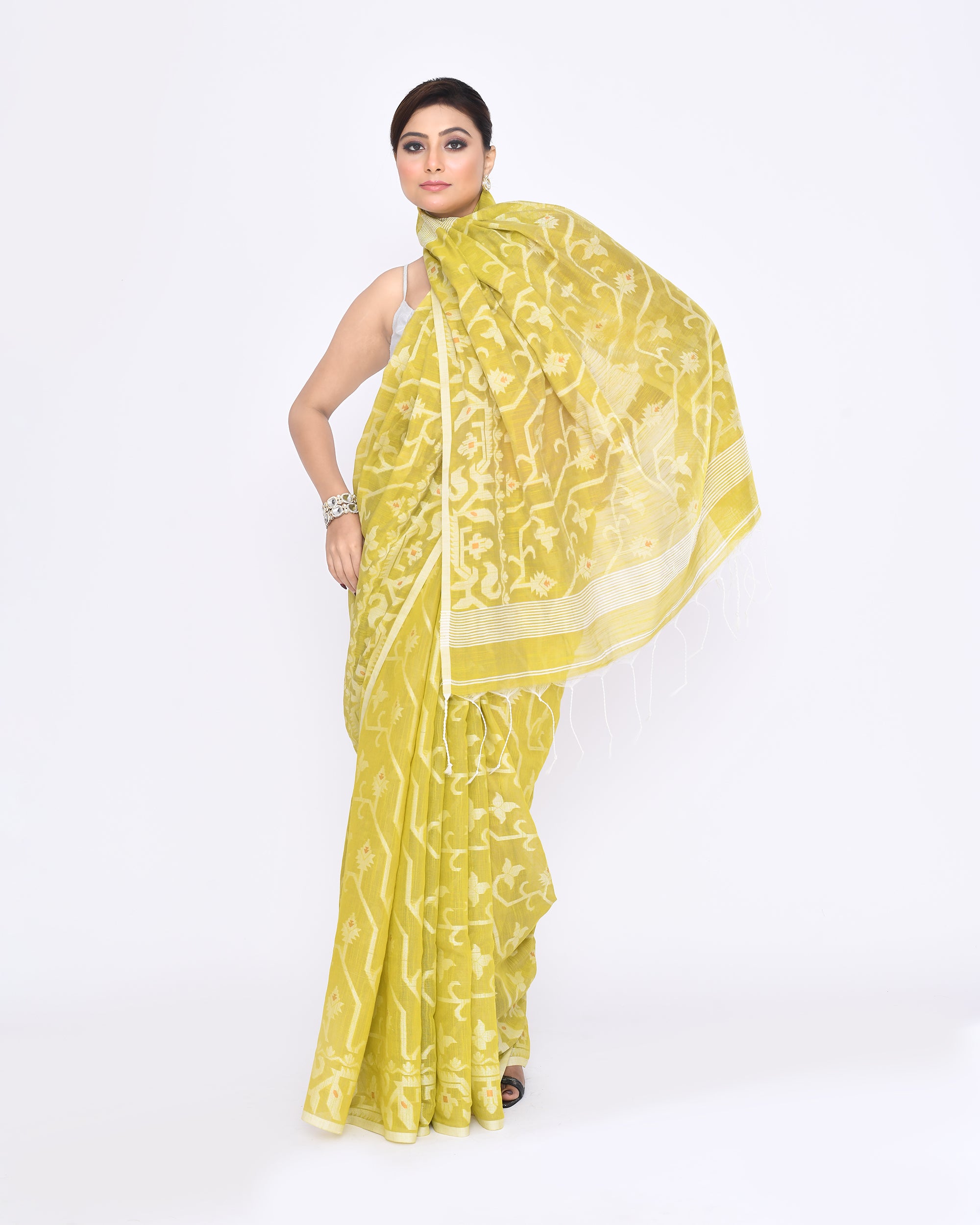 Piyari Fashion Women's Straw Embellished Cotton Blend Jamdani Saree