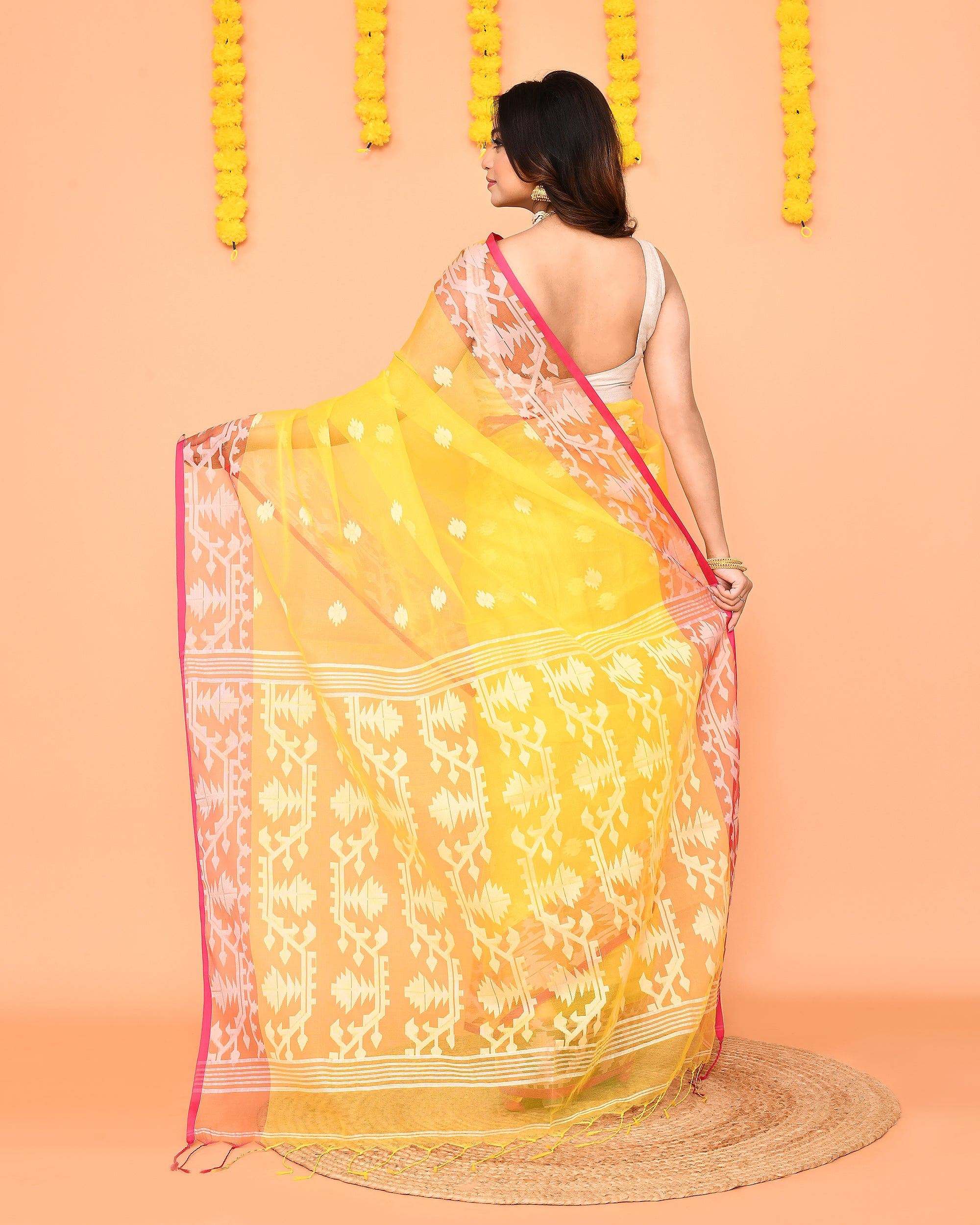 Piyari Fashion Women's Yellow Resham Silk Jamdani Saree