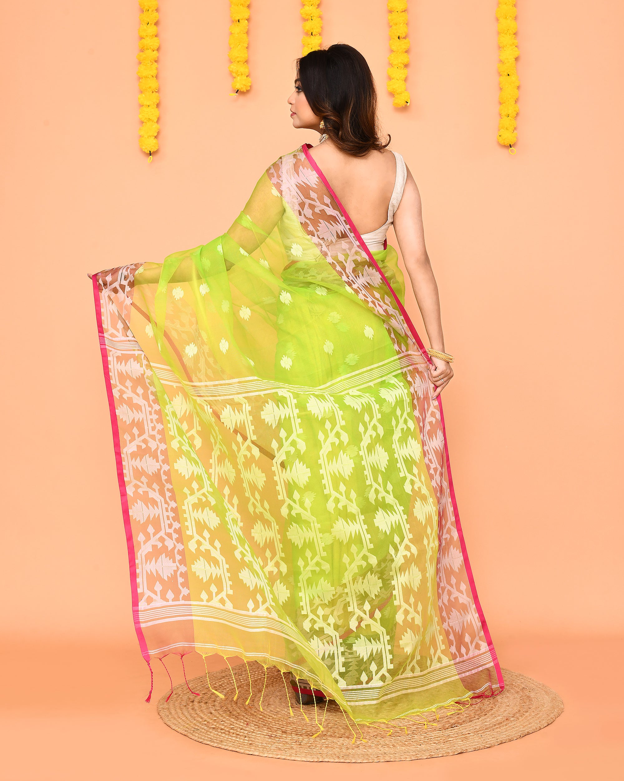 Piyari Fashion Women's Lime Resham Silk Jamdani Saree