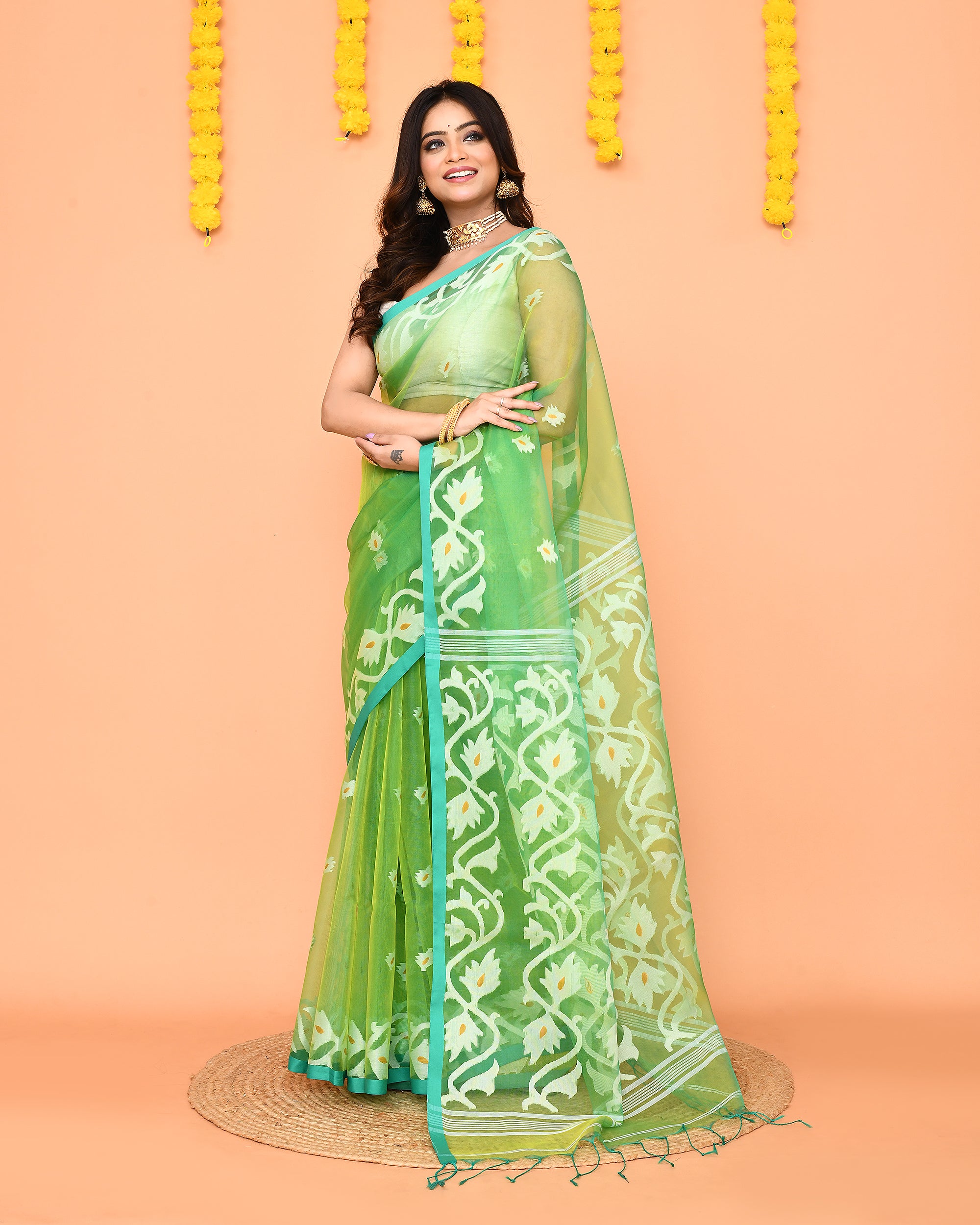 Piyari Fashion Women's Green Resham Silk Jamdani Saree