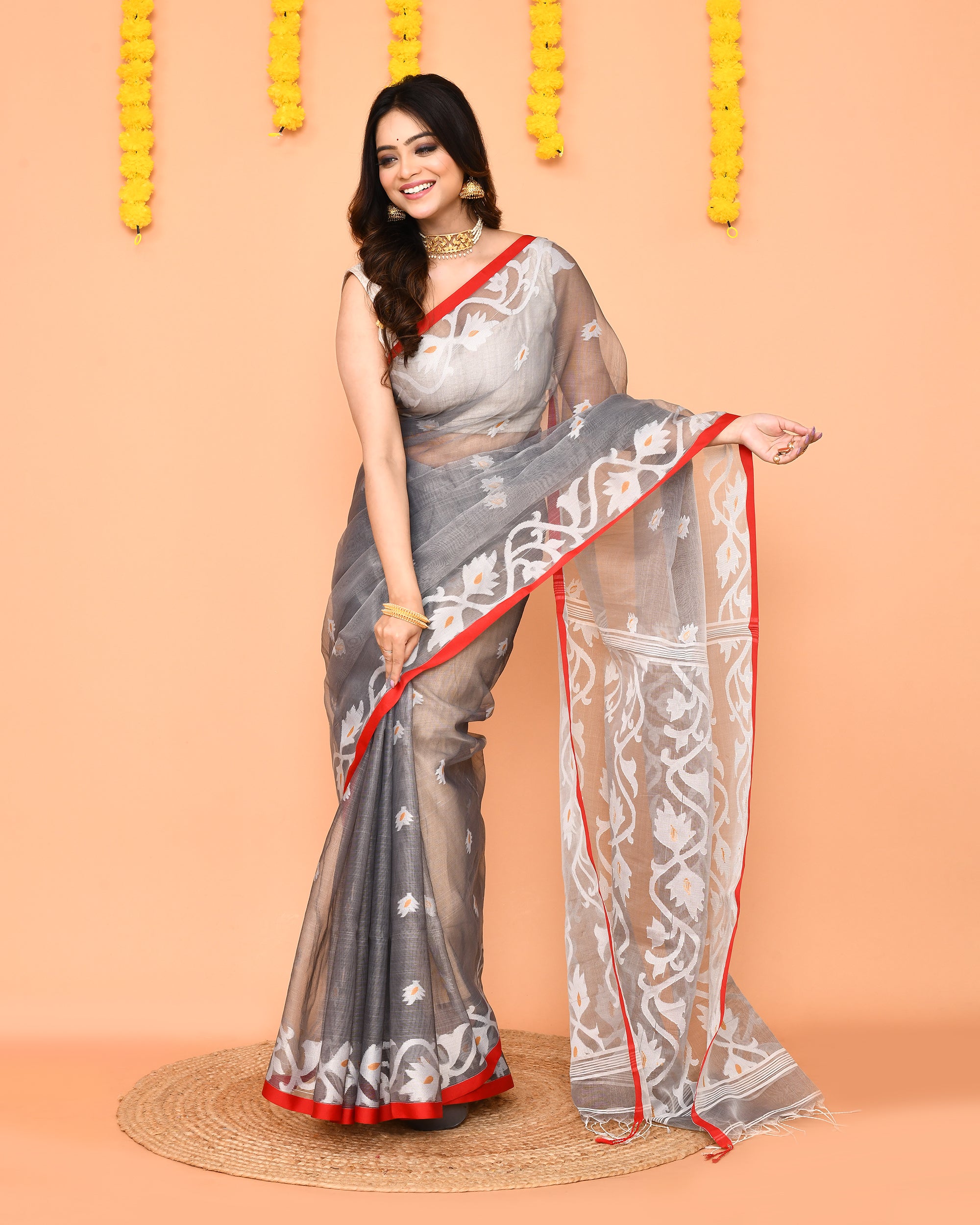 Piyari Fashion Women's Grey Resham Silk Jamdani Saree