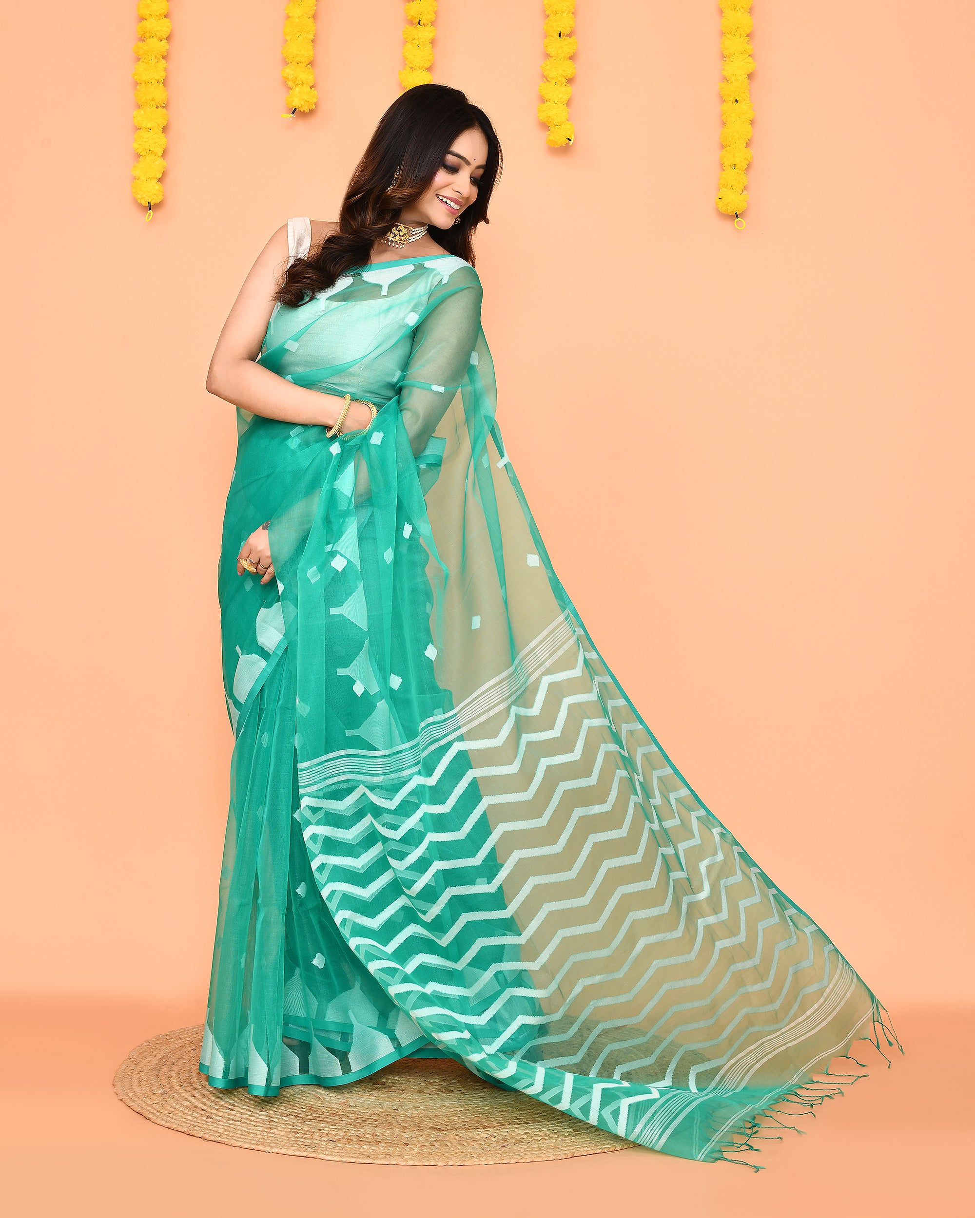 Piyari Fashion Women's Turquoise Resham Silk Jamdani Saree