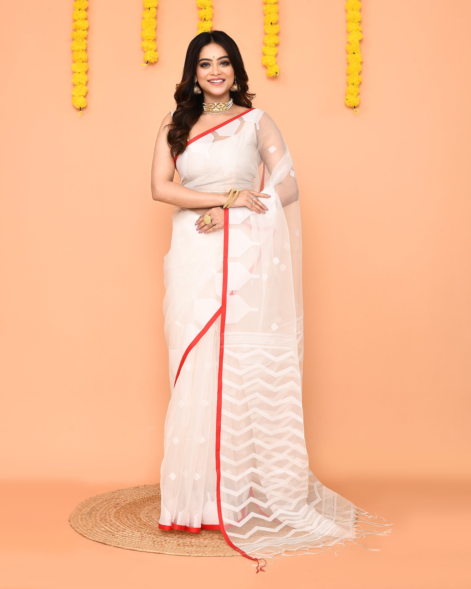 Piyari Fashion Women's White Resham Silk Jamdani Saree