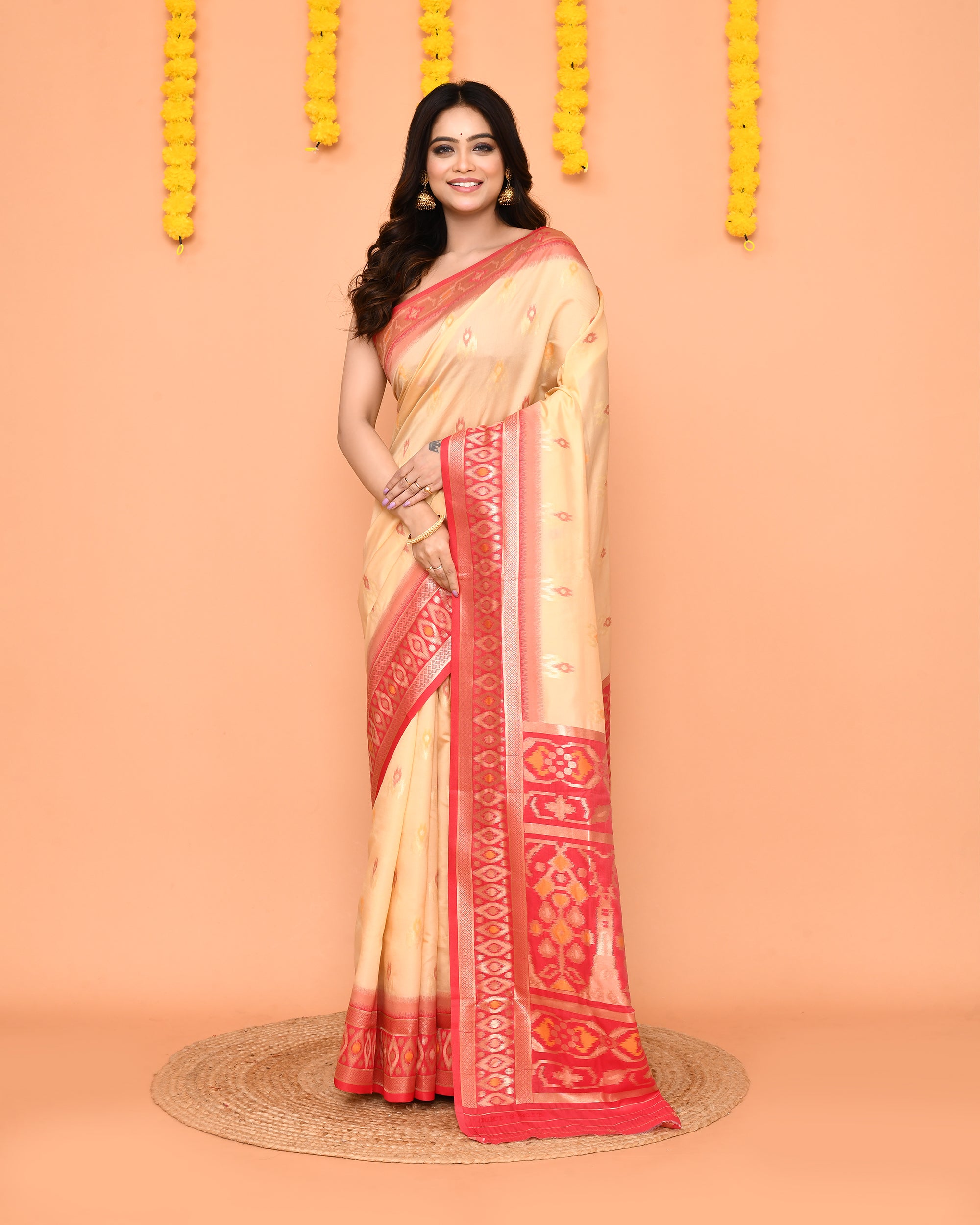 Piyari Fashion Women's Handloom Beige Bangalore Silk Saree With Zari Border