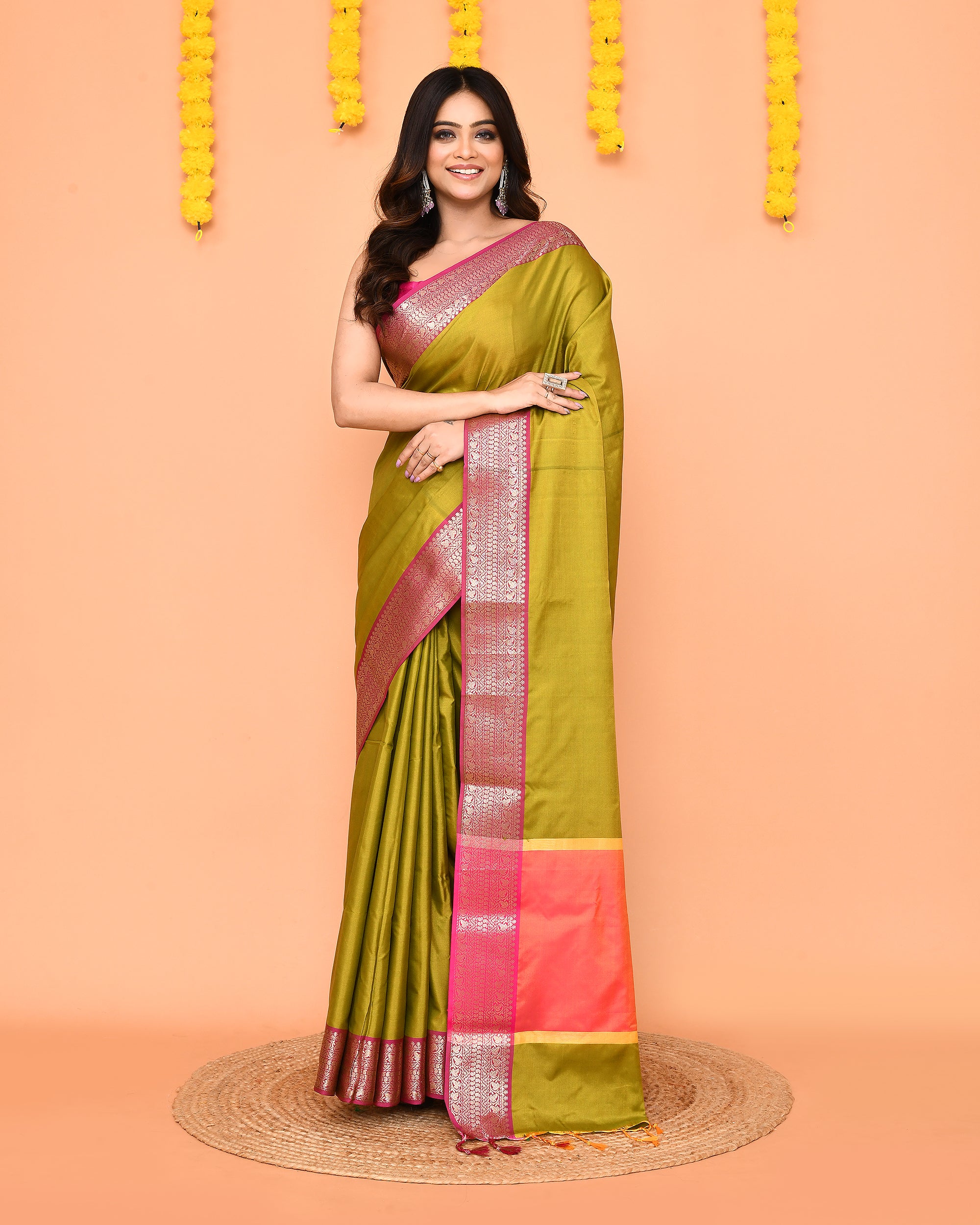 Piyari Fashion Women's Handloom Olive Bangalore Silk Saree With Zari Border