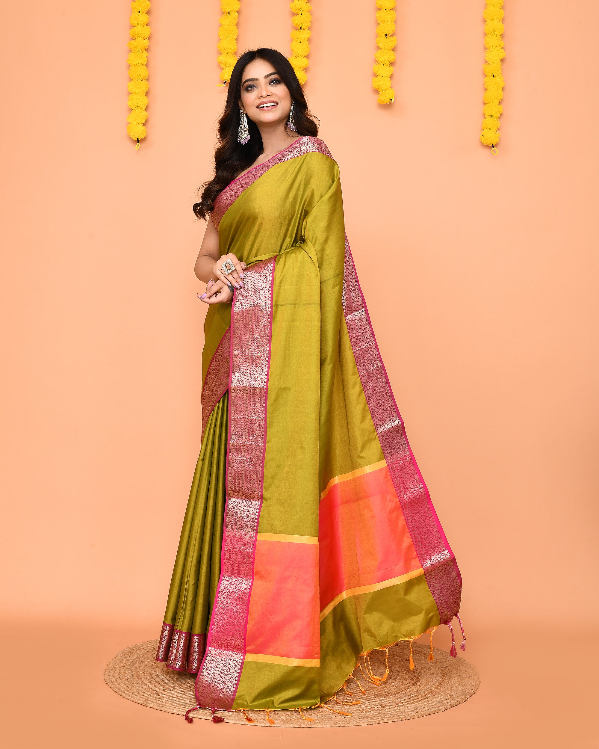 Piyari Fashion Women's Handloom Olive Bangalore Silk Saree With Zari Border