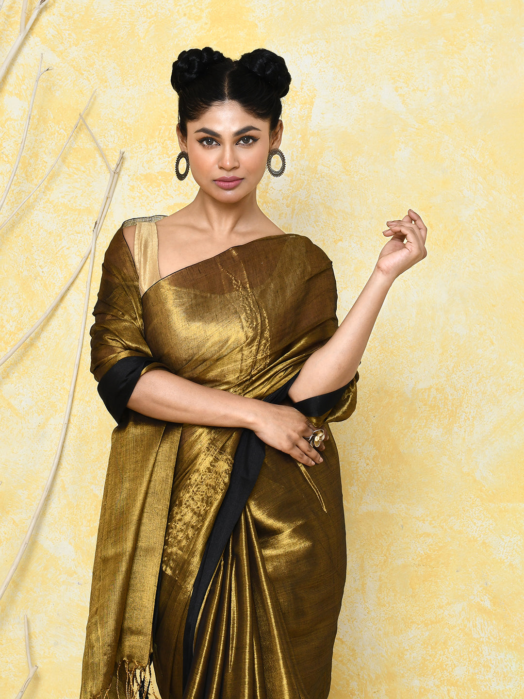 Piyari Fashion Women's Gold Organic Tissue Saree With Blouse Piece